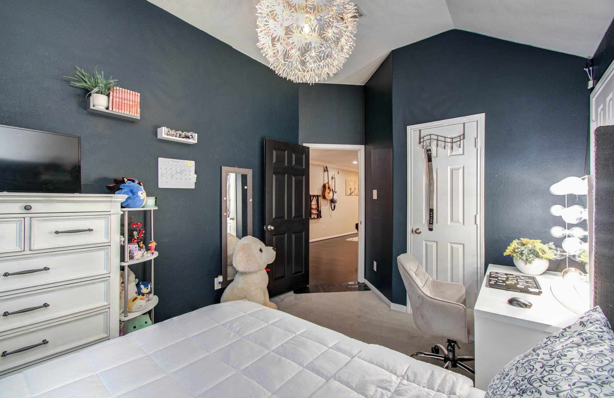 206 Boxwood Drive