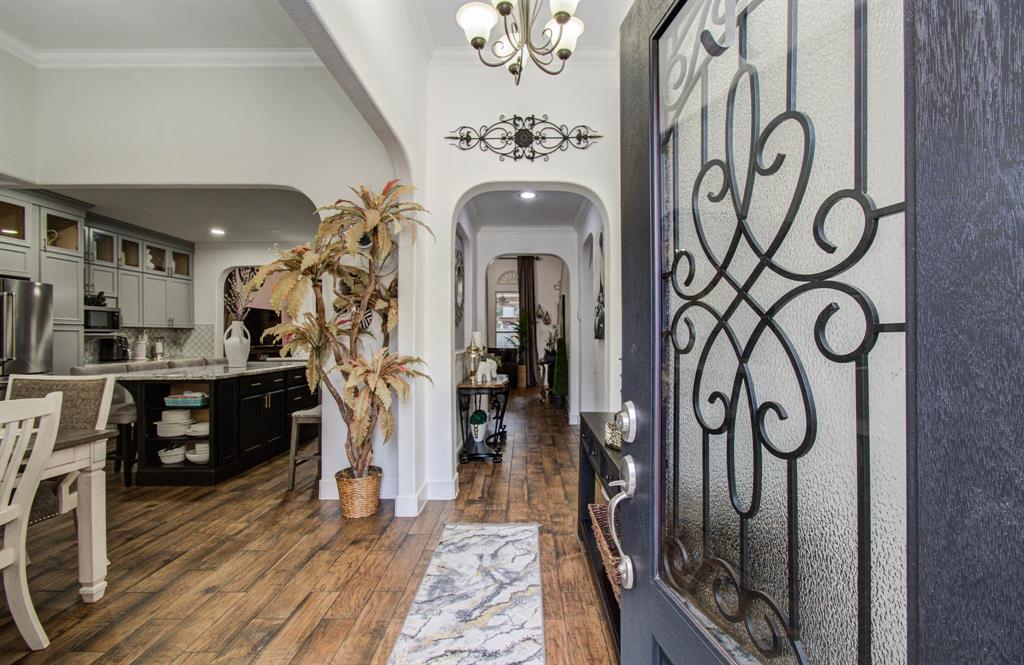 206 Boxwood Drive