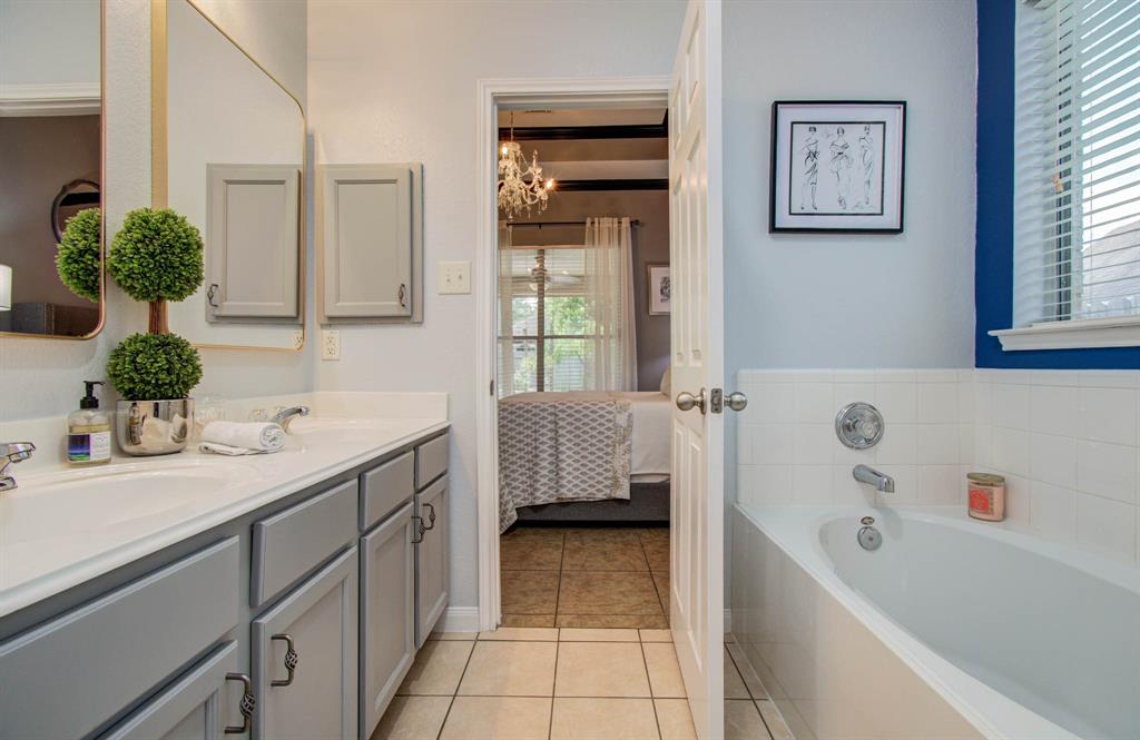 206 Boxwood Drive