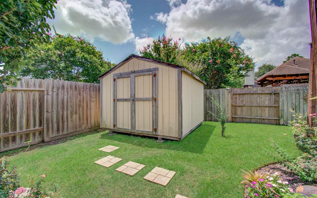 206 Boxwood Drive