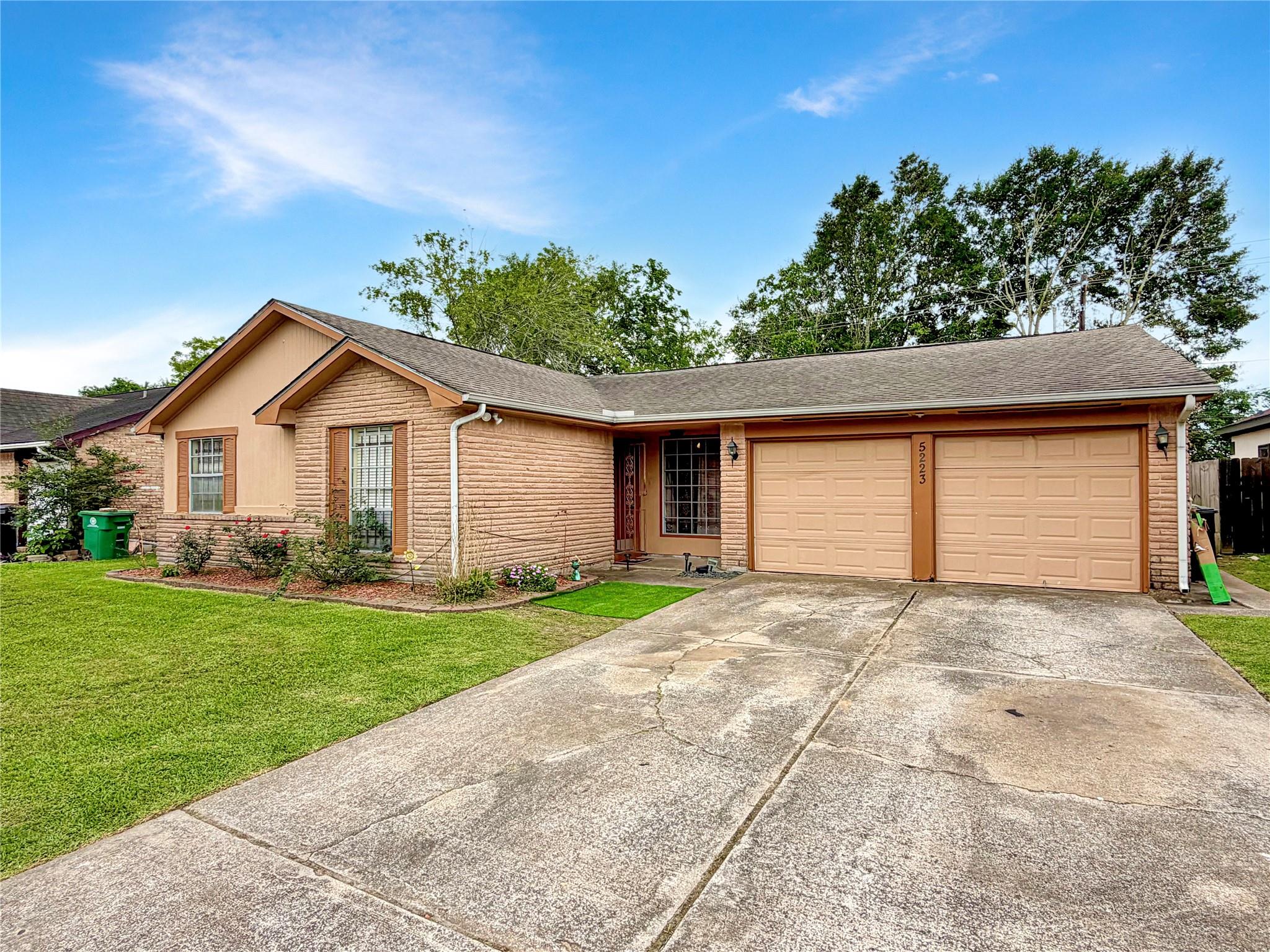 5223 Heathercrest Street