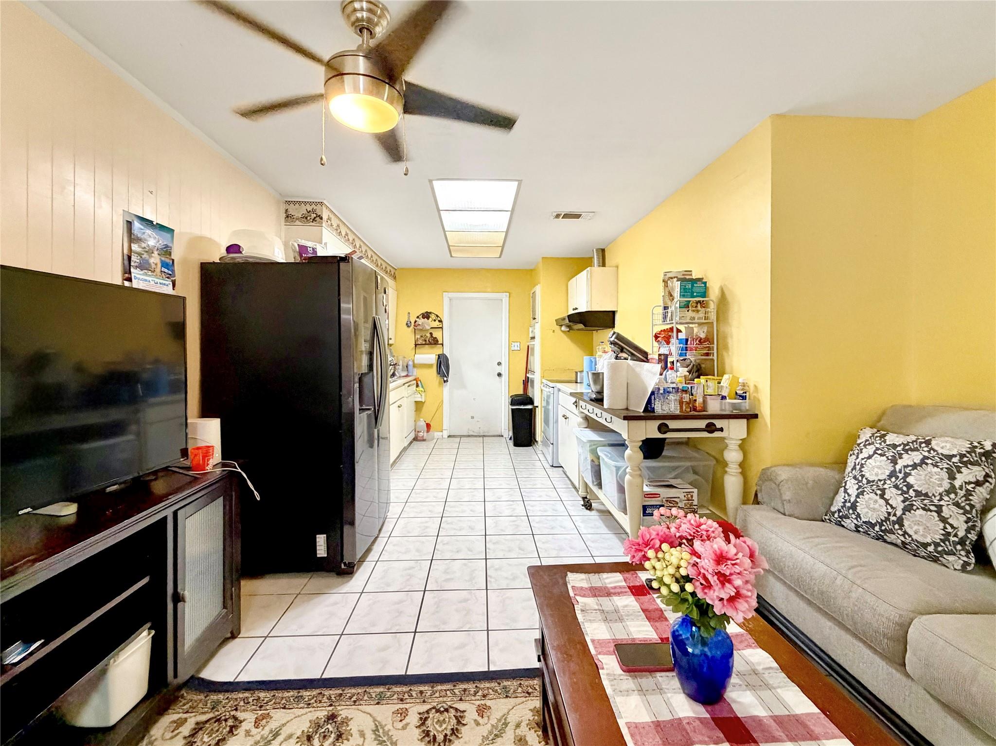 5223 Heathercrest Street