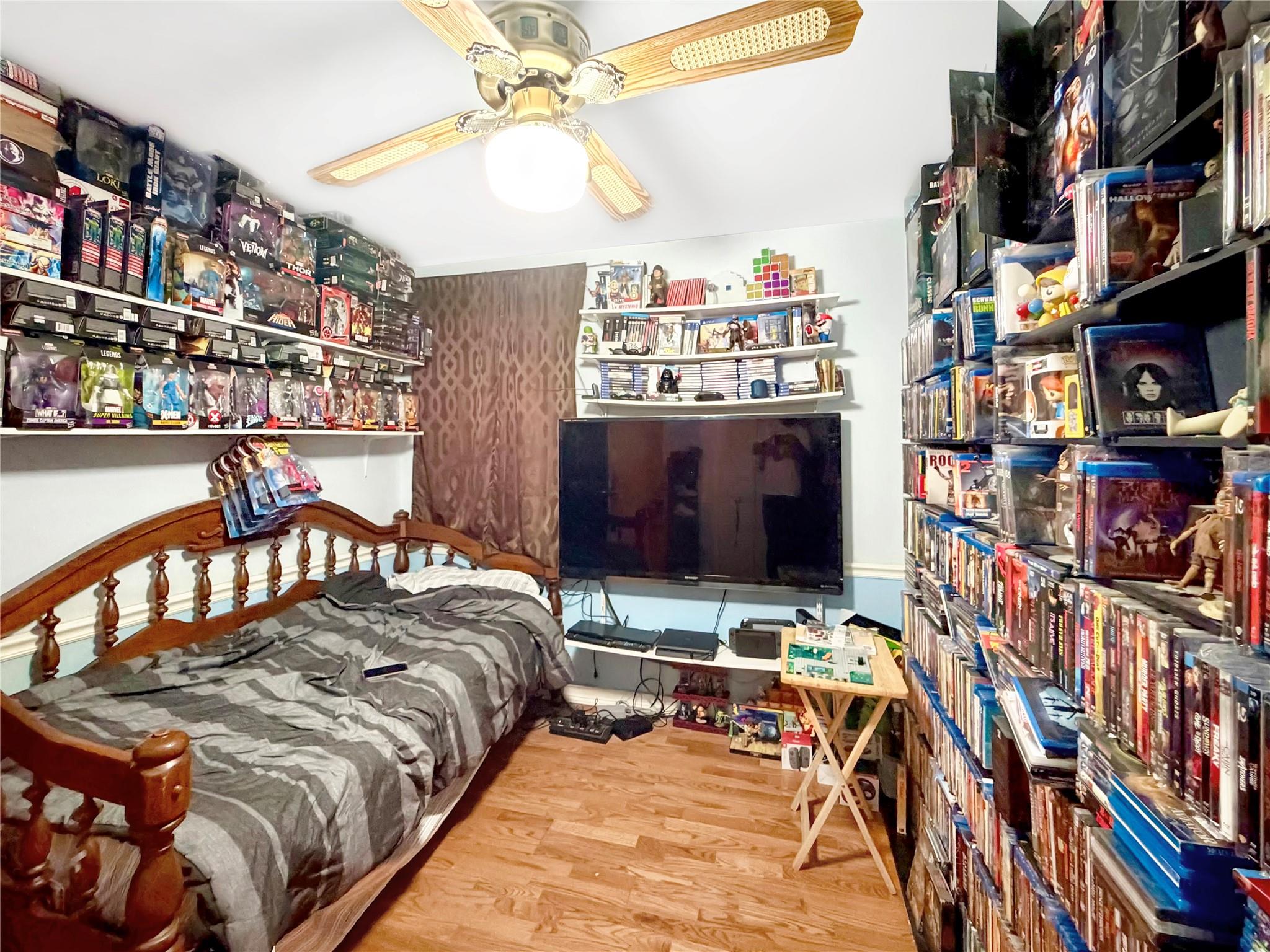 5223 Heathercrest Street