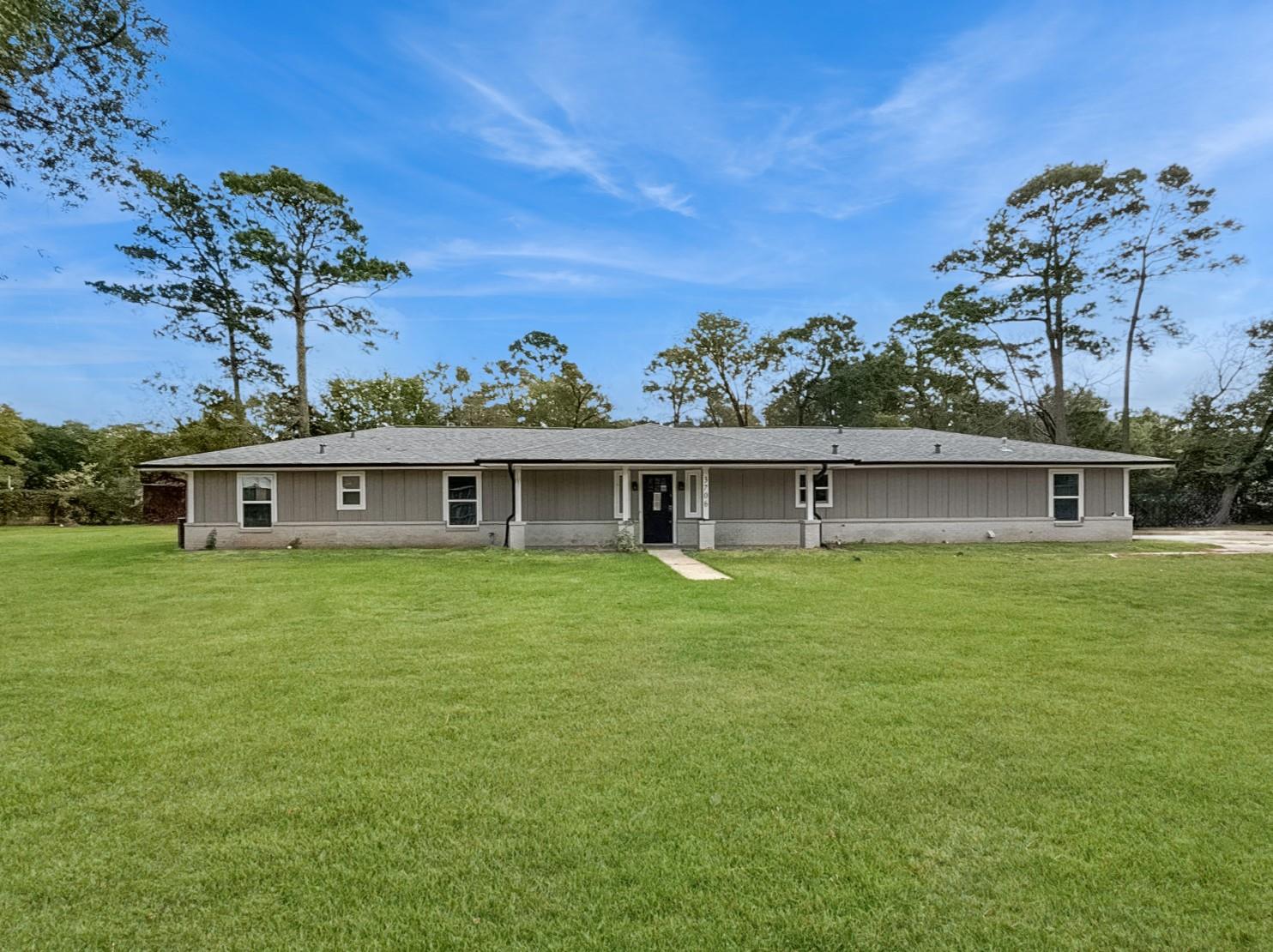 3706 Roberts Boulevard