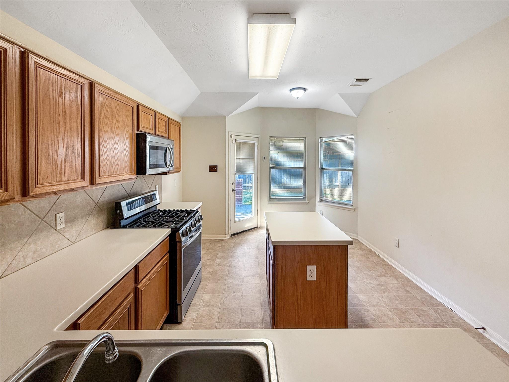 1831 Mickle Creek Drive