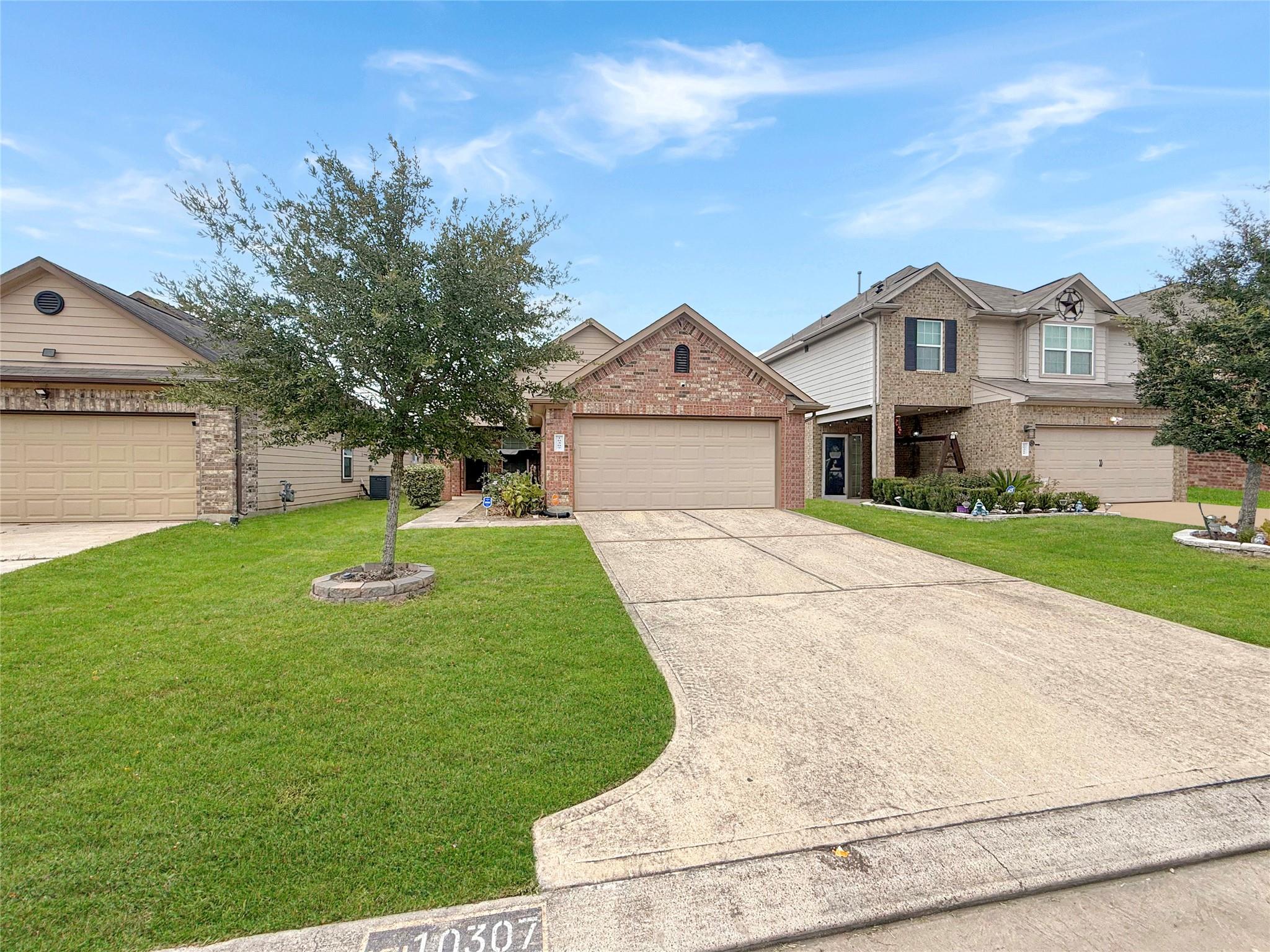 10307 Solitude Way, Houston