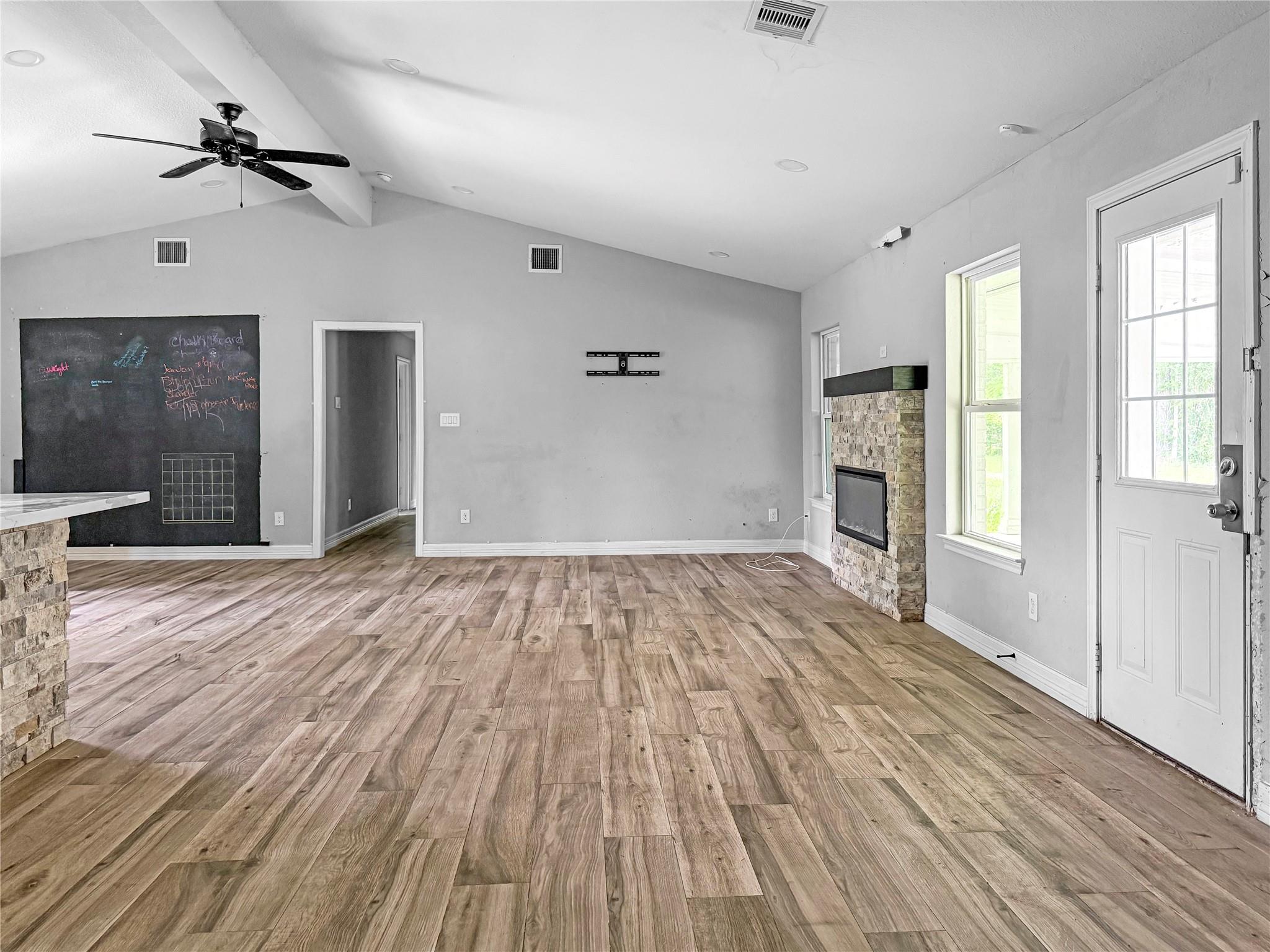 3706 Roberts Boulevard