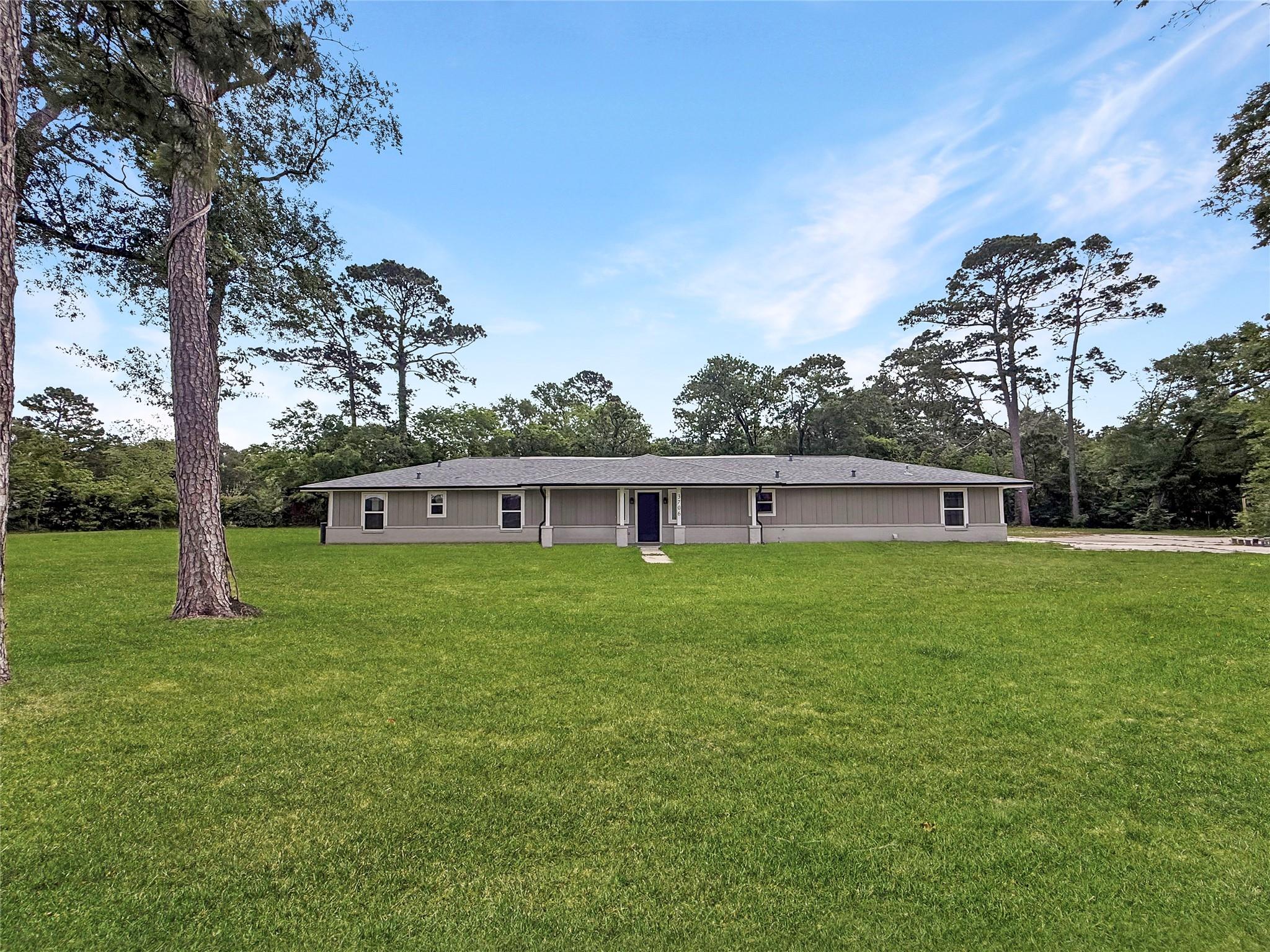 3706 Roberts Boulevard