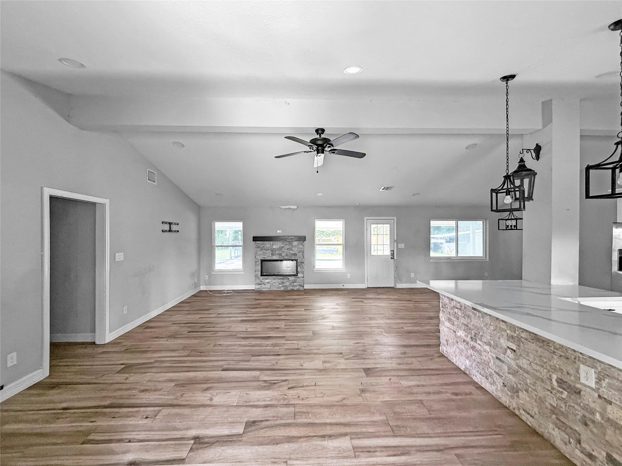 3706 Roberts Boulevard