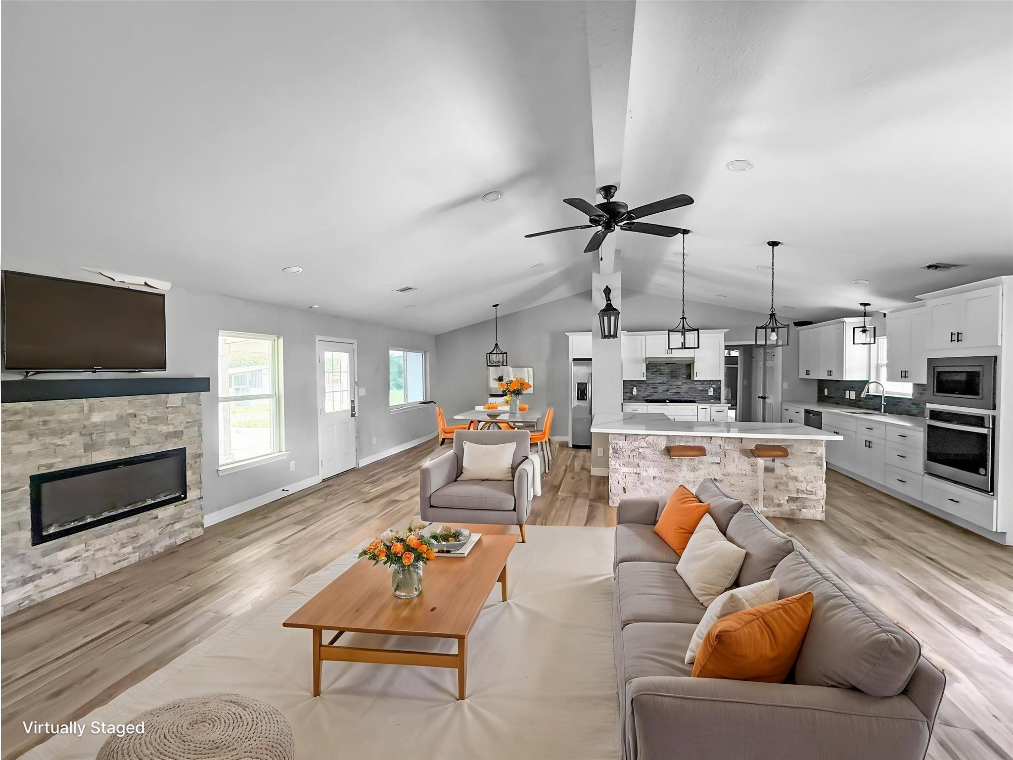 3706 Roberts Boulevard