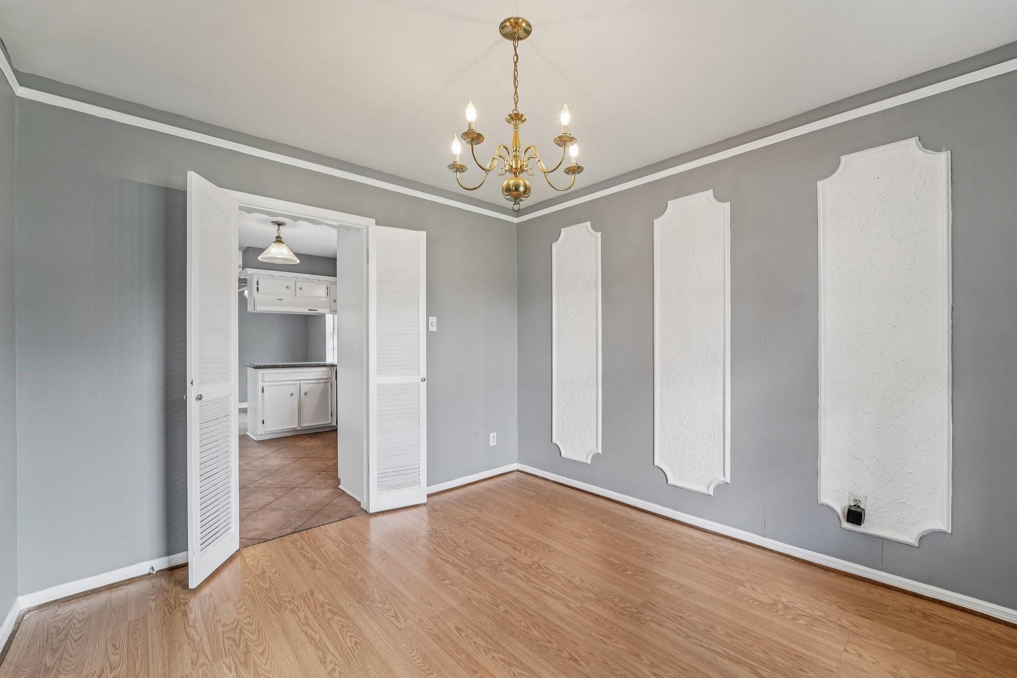 1011 Manatee Lane