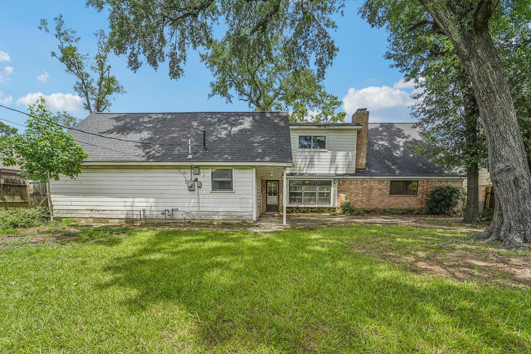 1011 Manatee Lane