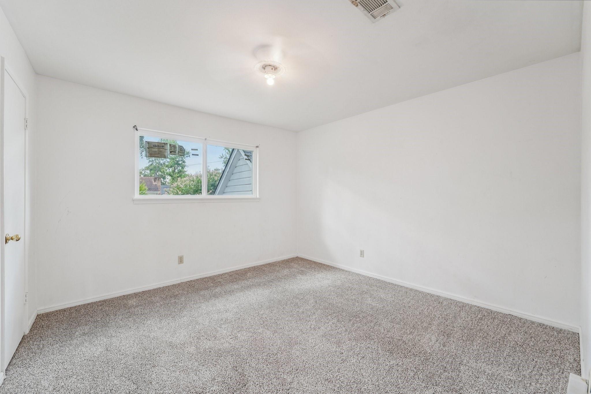1011 Manatee Lane