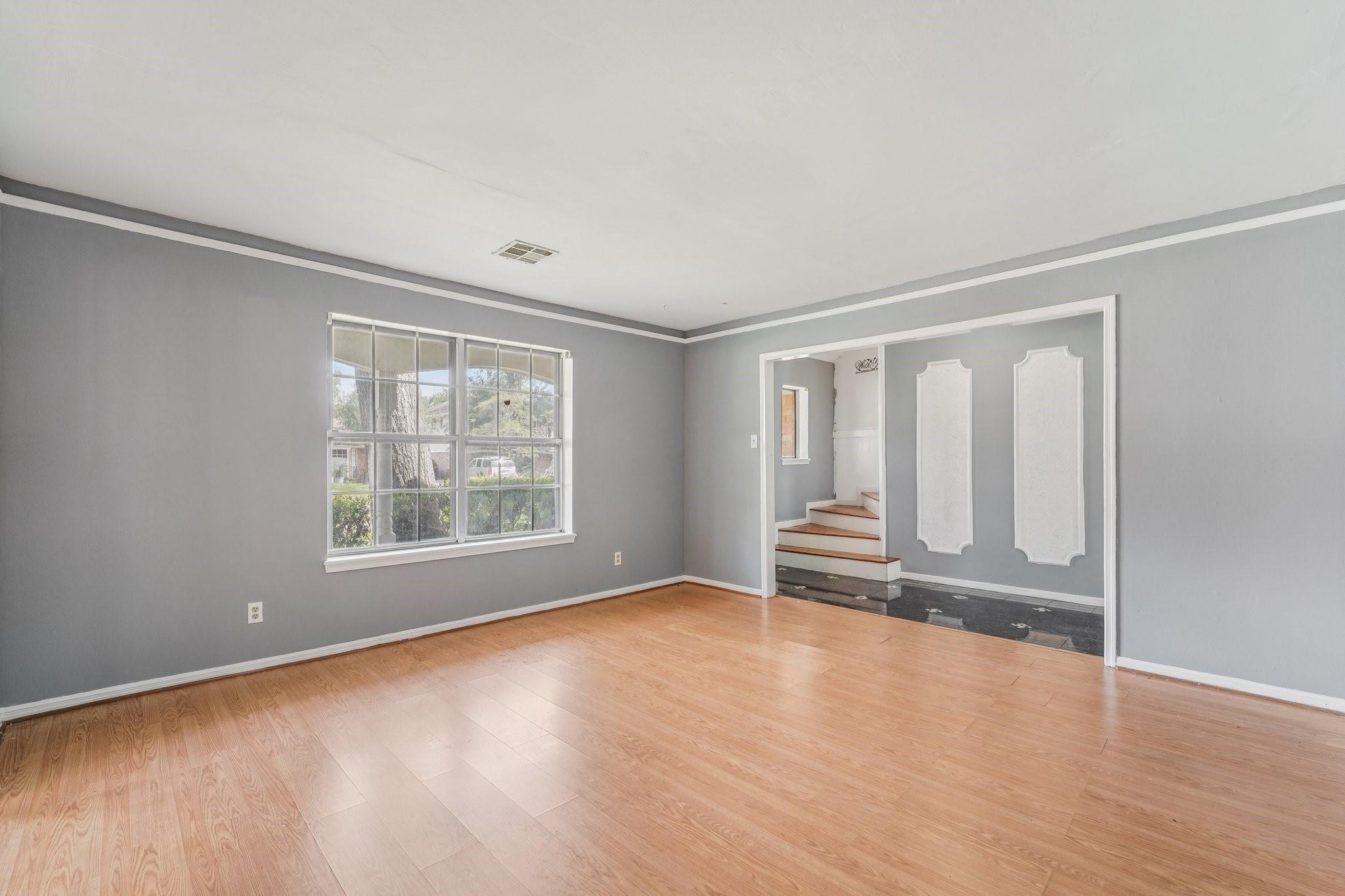 1011 Manatee Lane