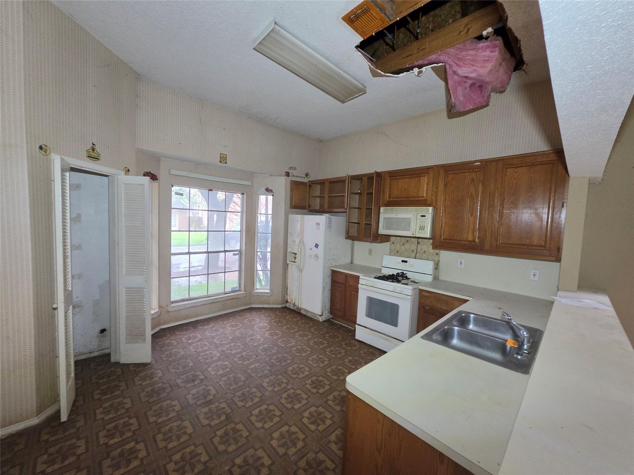 6915 Cape Forward Drive