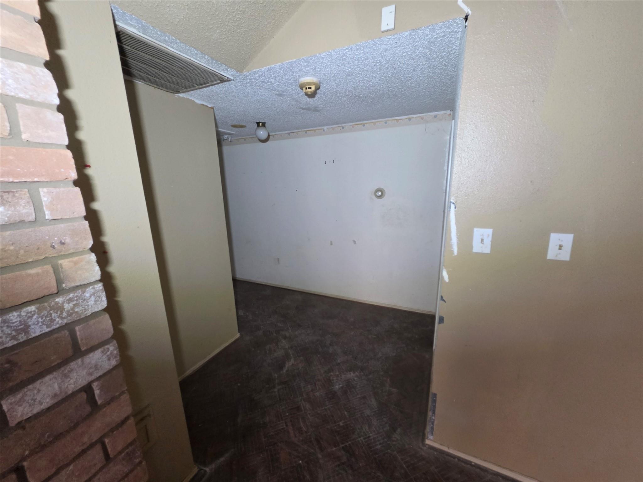 6915 Cape Forward Drive
