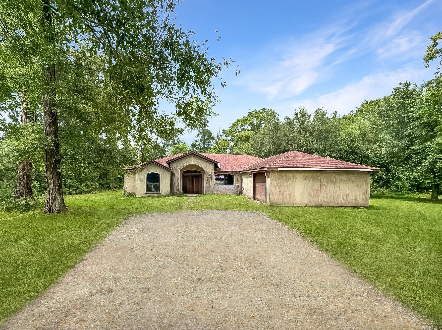 4585 Eaves Road