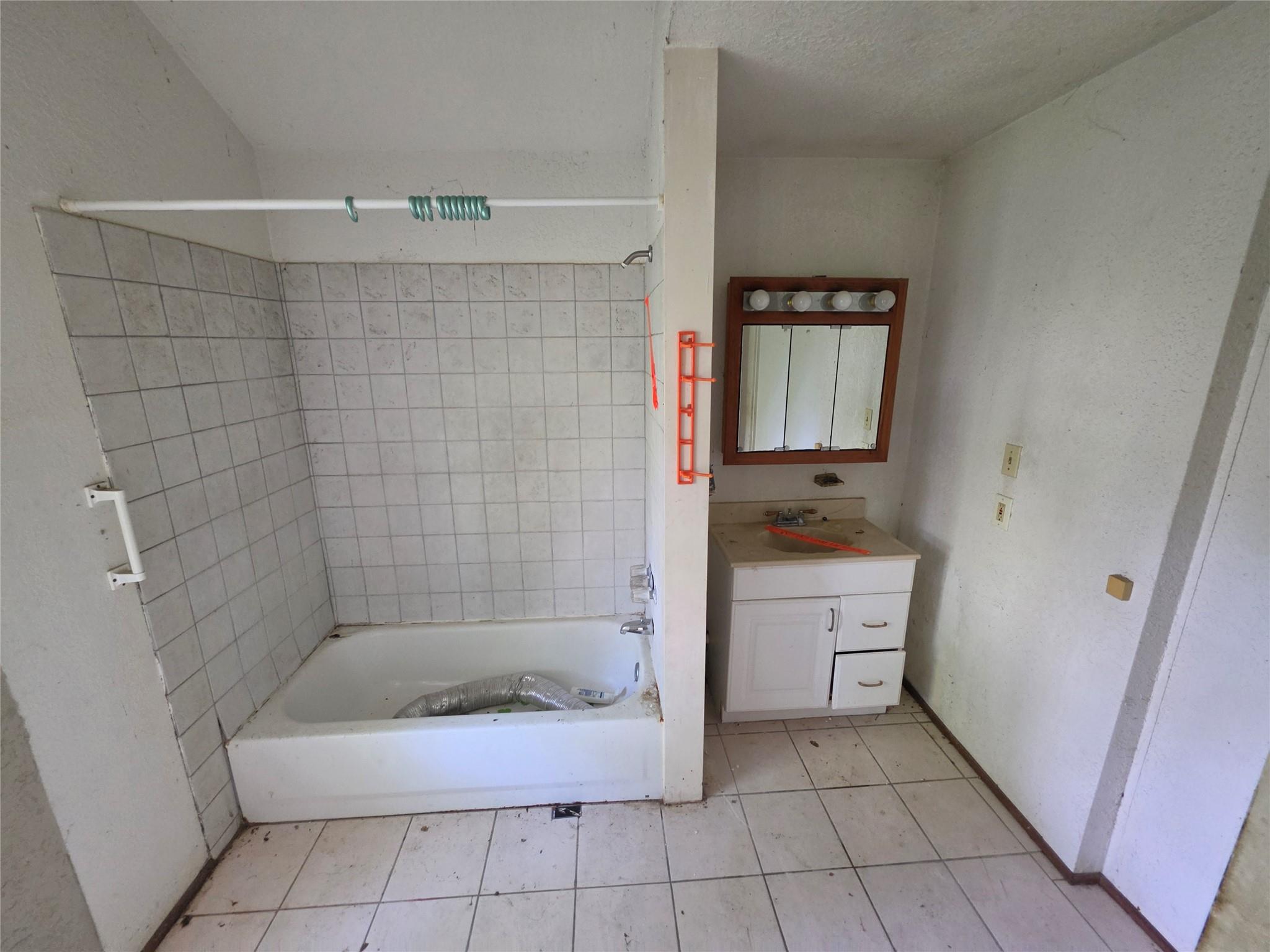 12222 Oak Hollow Lane