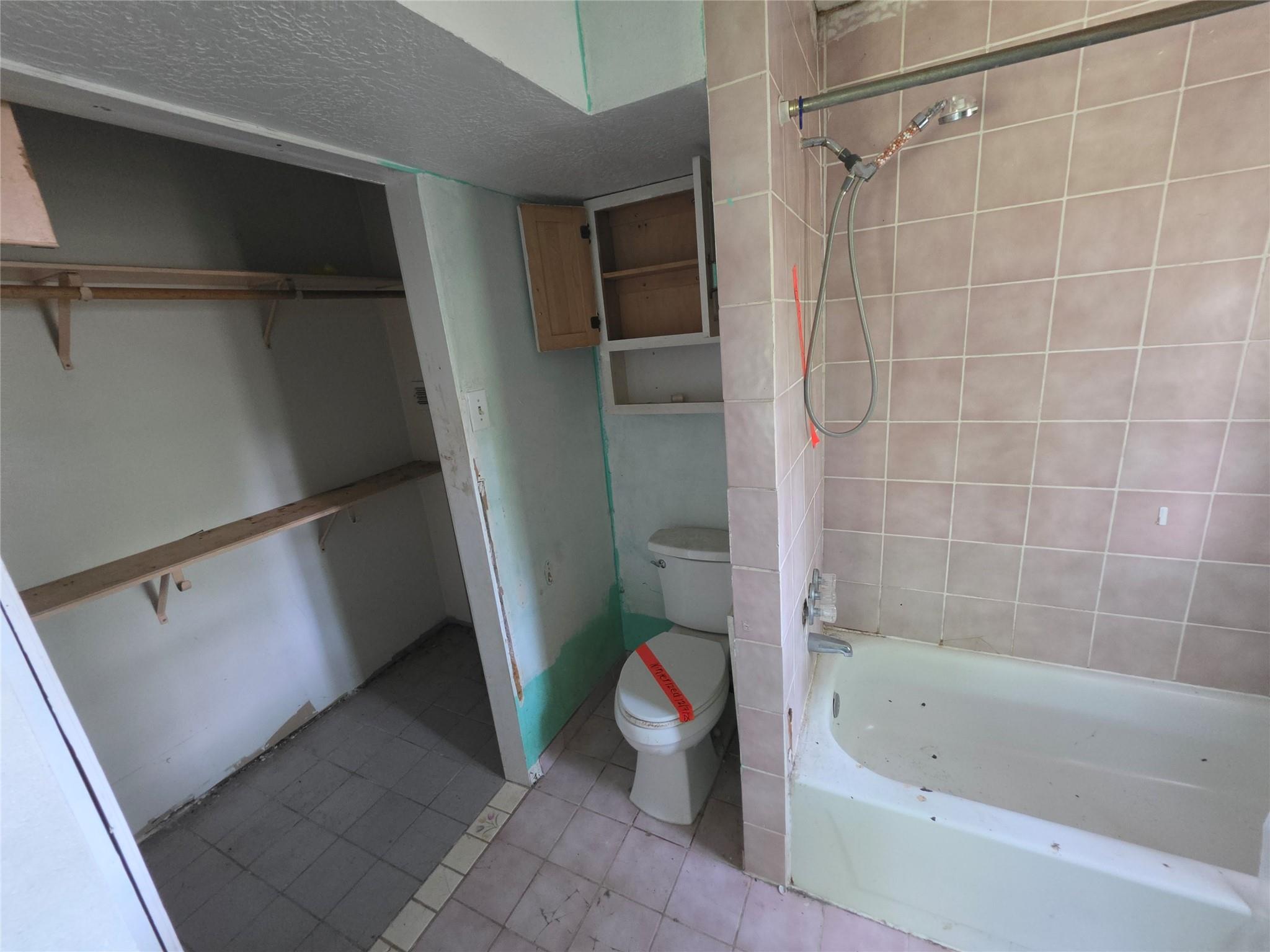 12222 Oak Hollow Lane