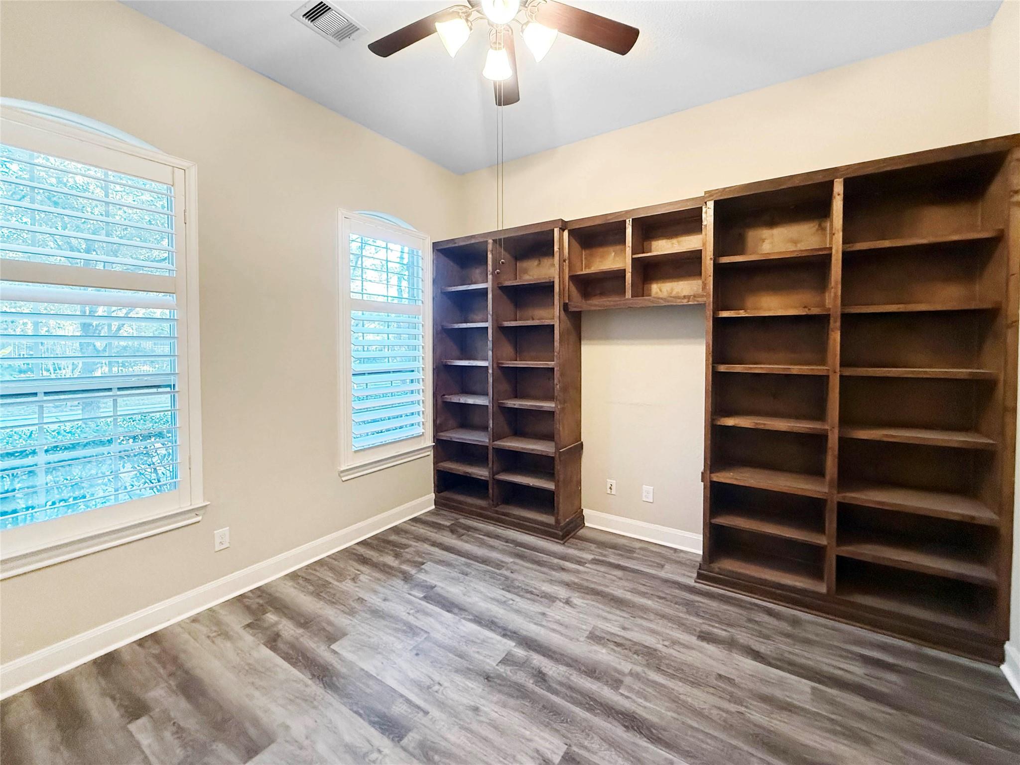 110 N Pinto Point Circle