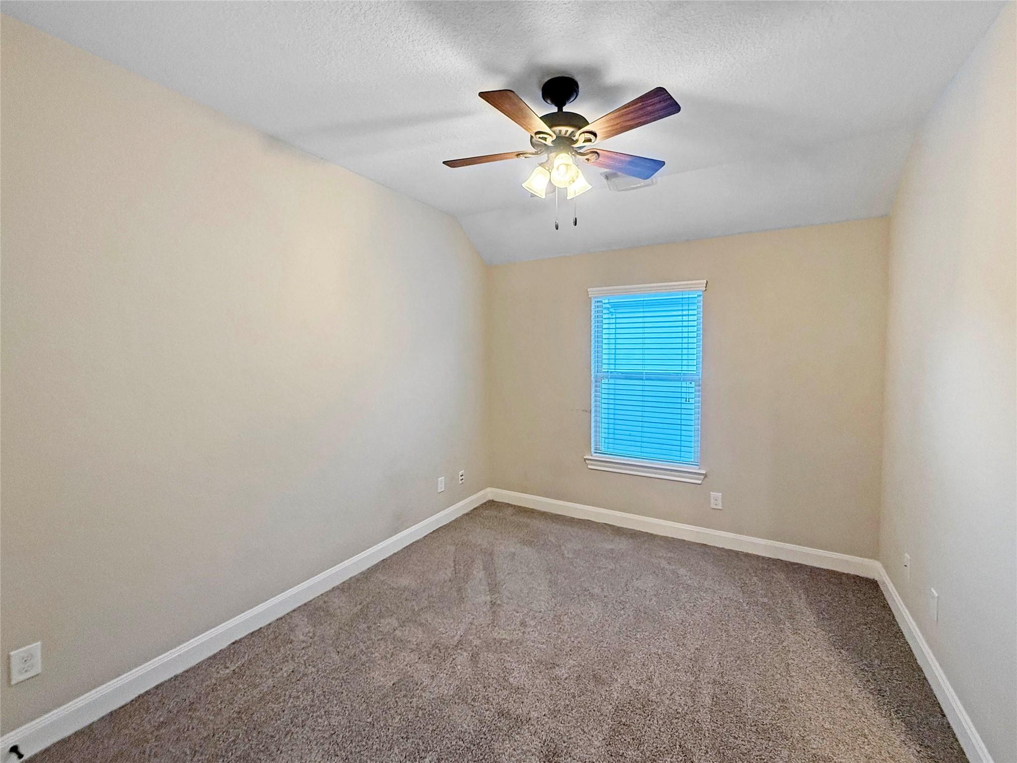 110 N Pinto Point Circle