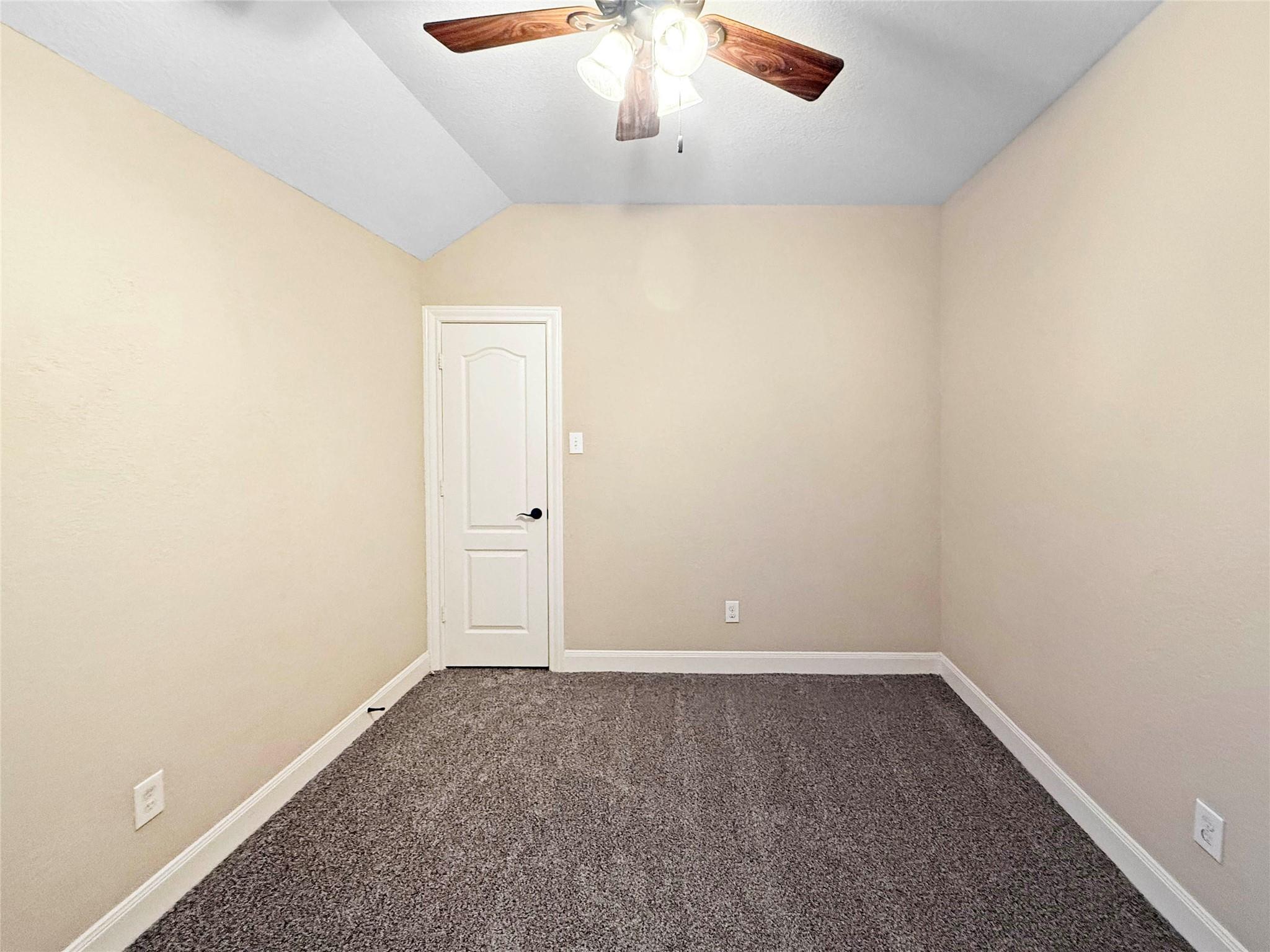 110 N Pinto Point Circle