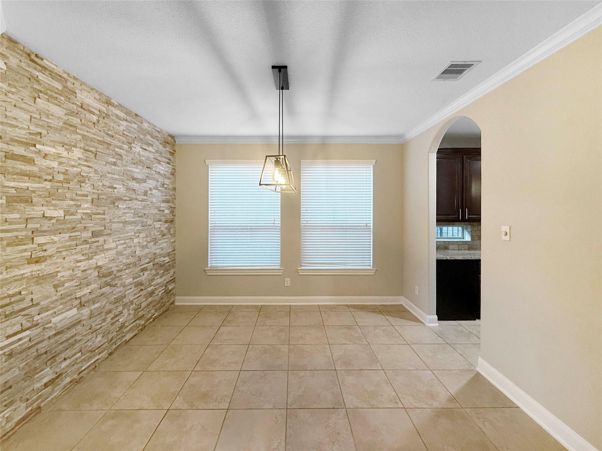 110 N Pinto Point Circle