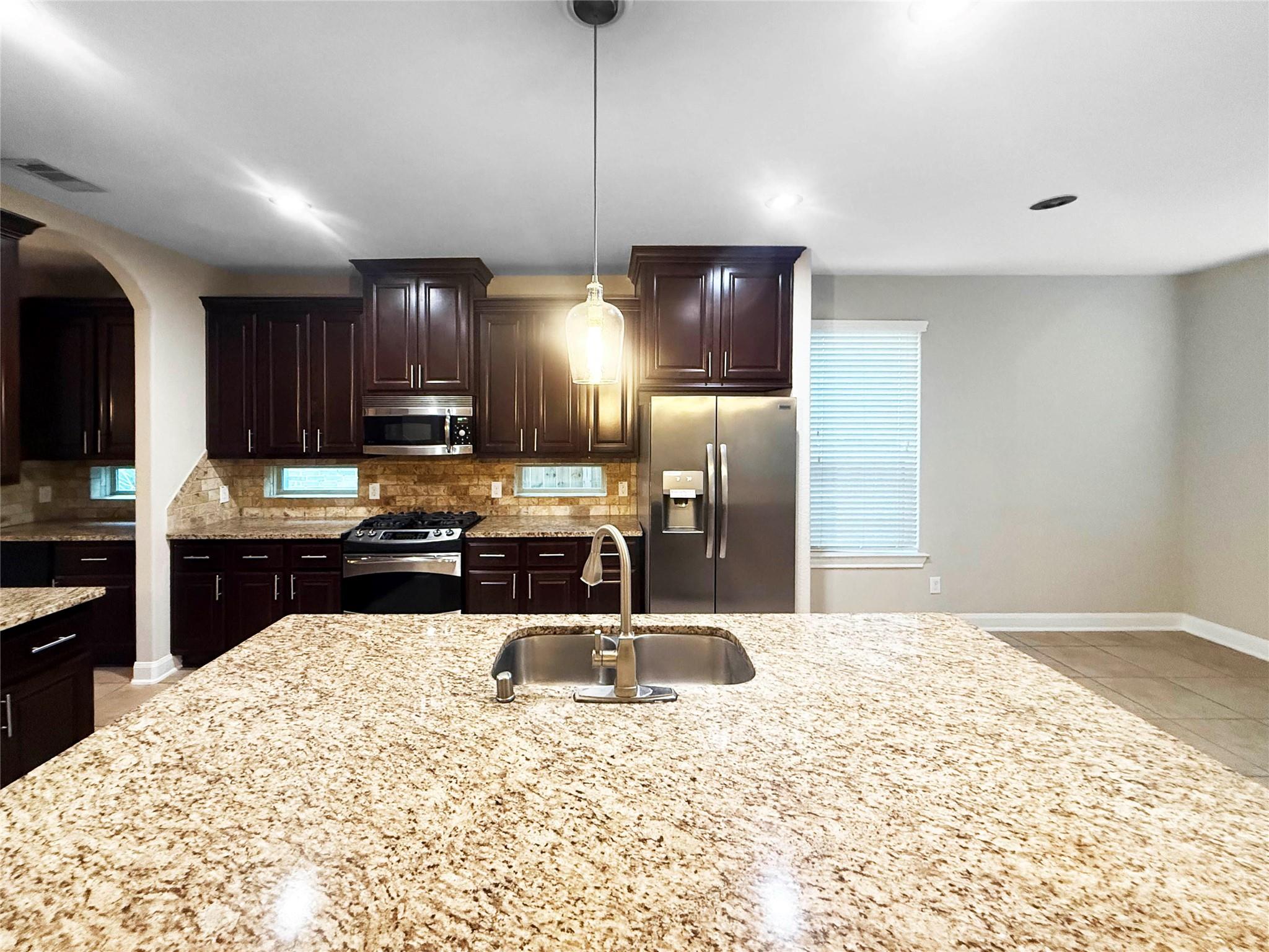 110 N Pinto Point Circle