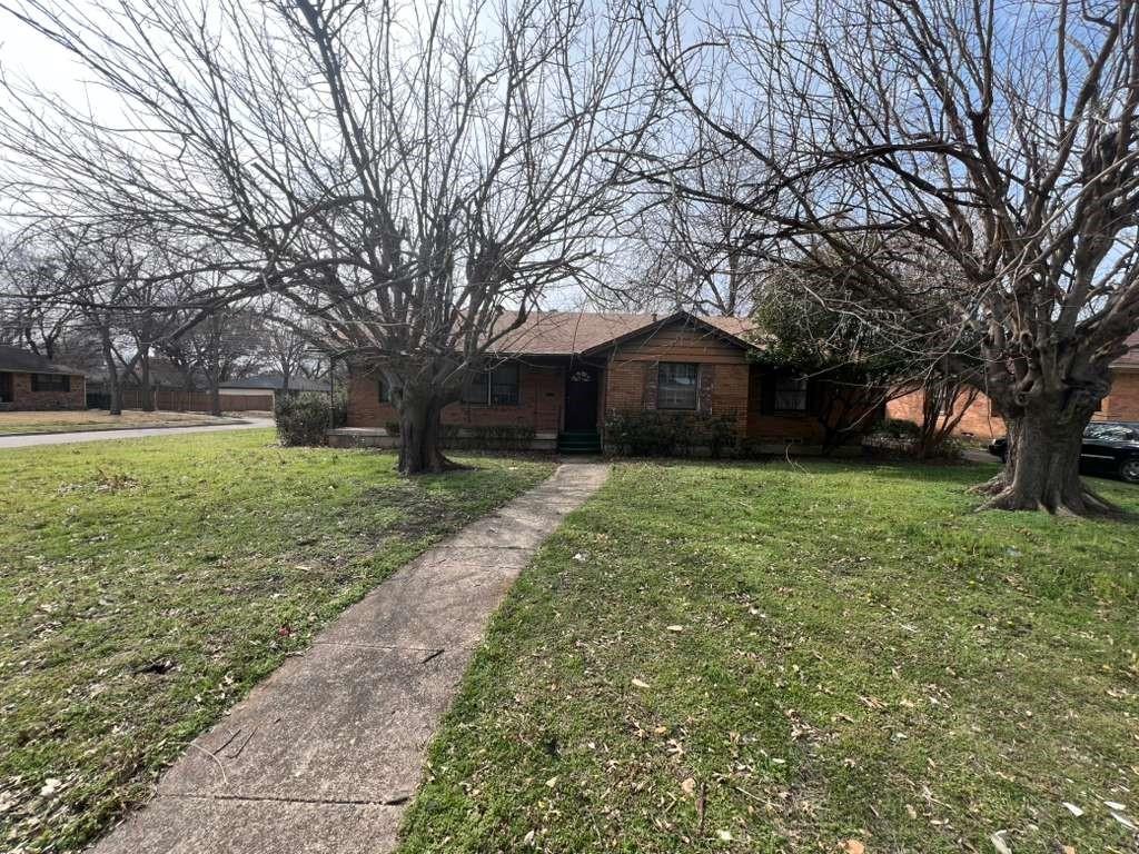 2477 Pinebluff Drive