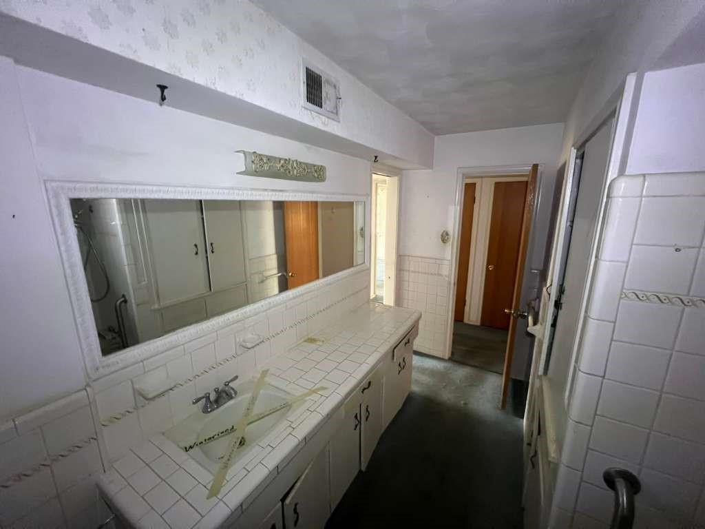2477 Pinebluff Drive
