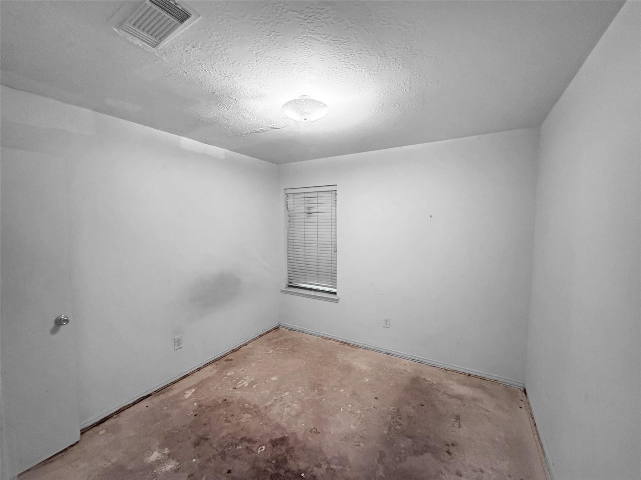 13911 Honey Bee Court