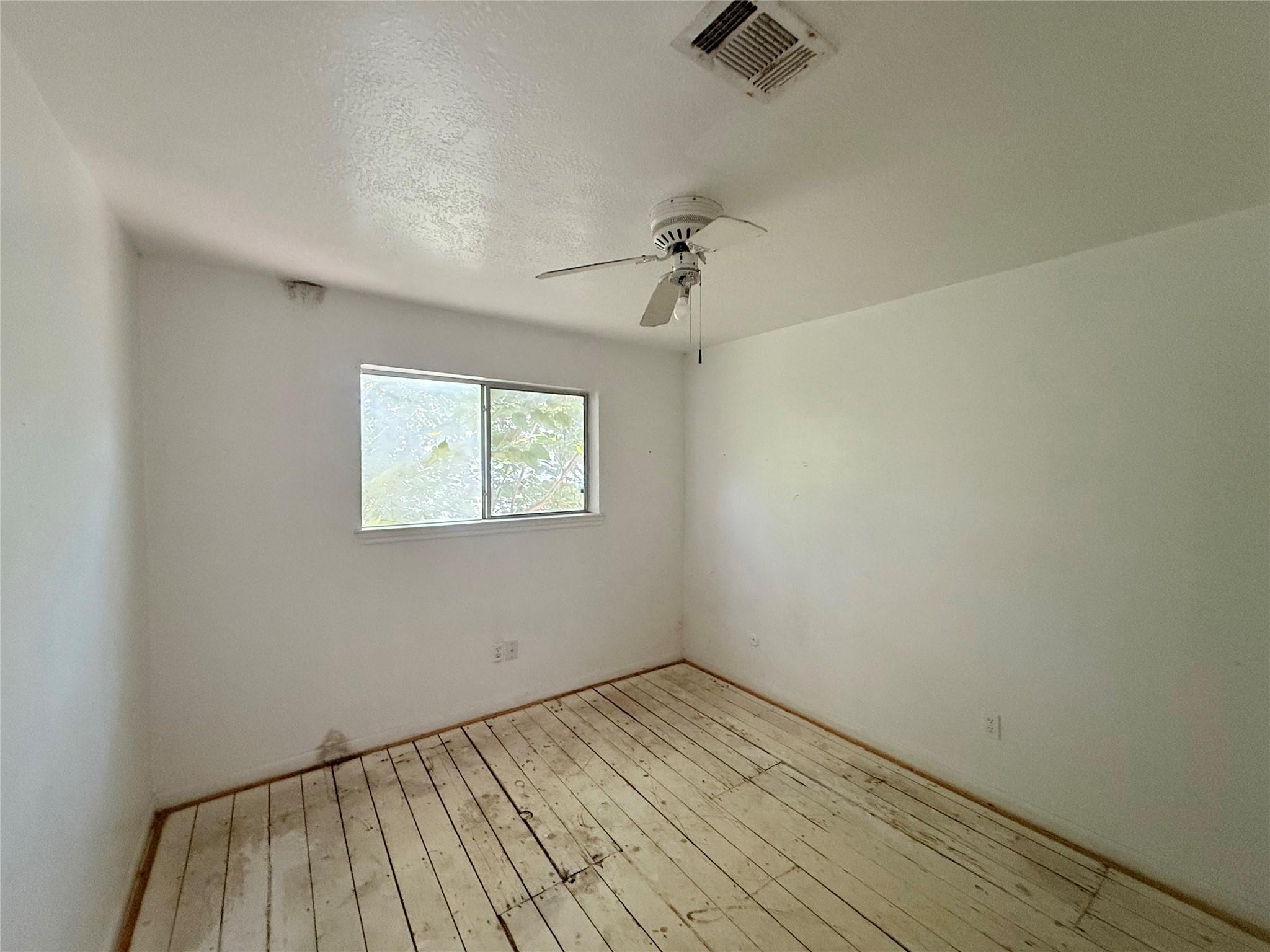3919 Ridgeview Drive