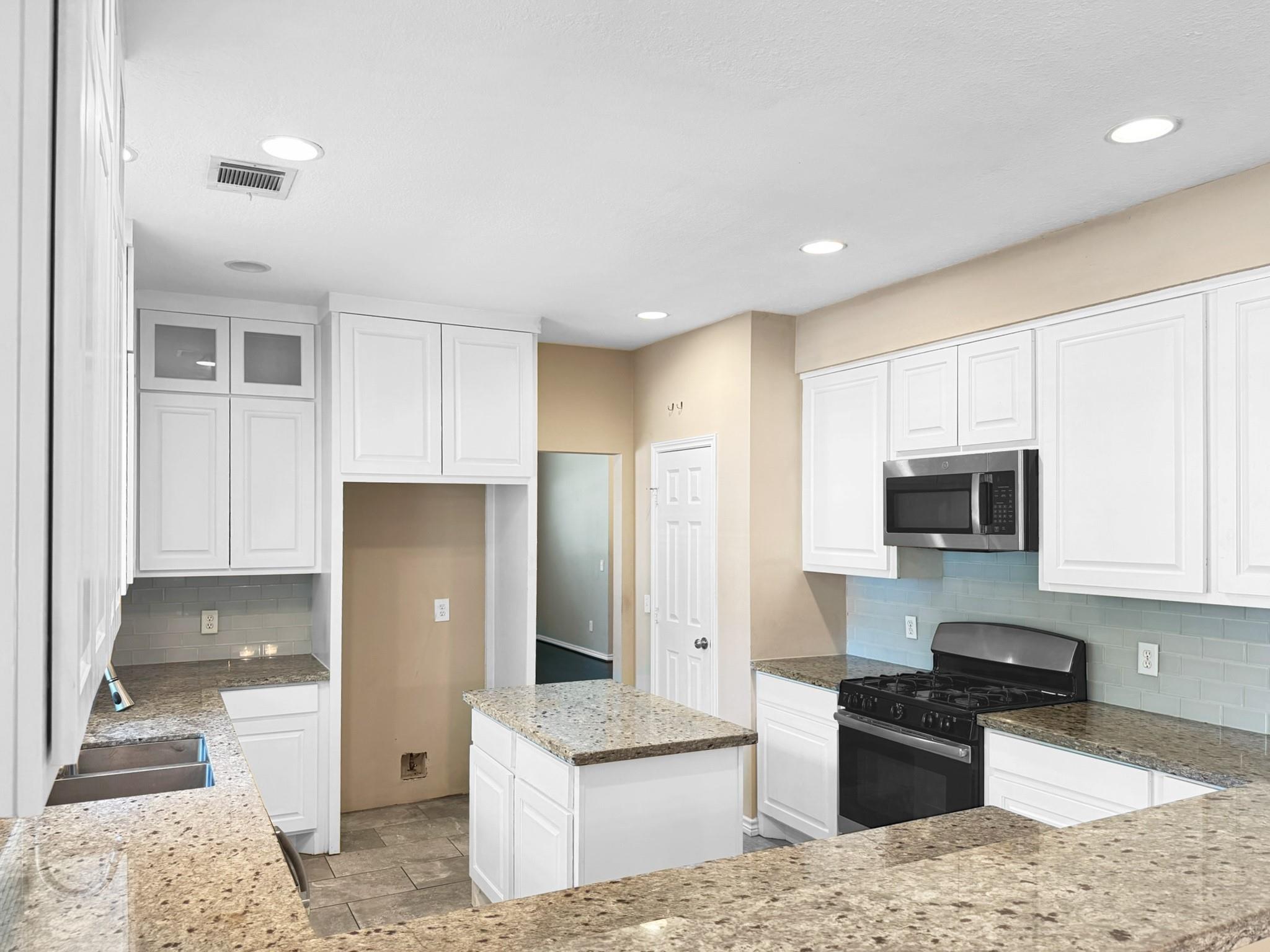 6511 Everhill Circle
