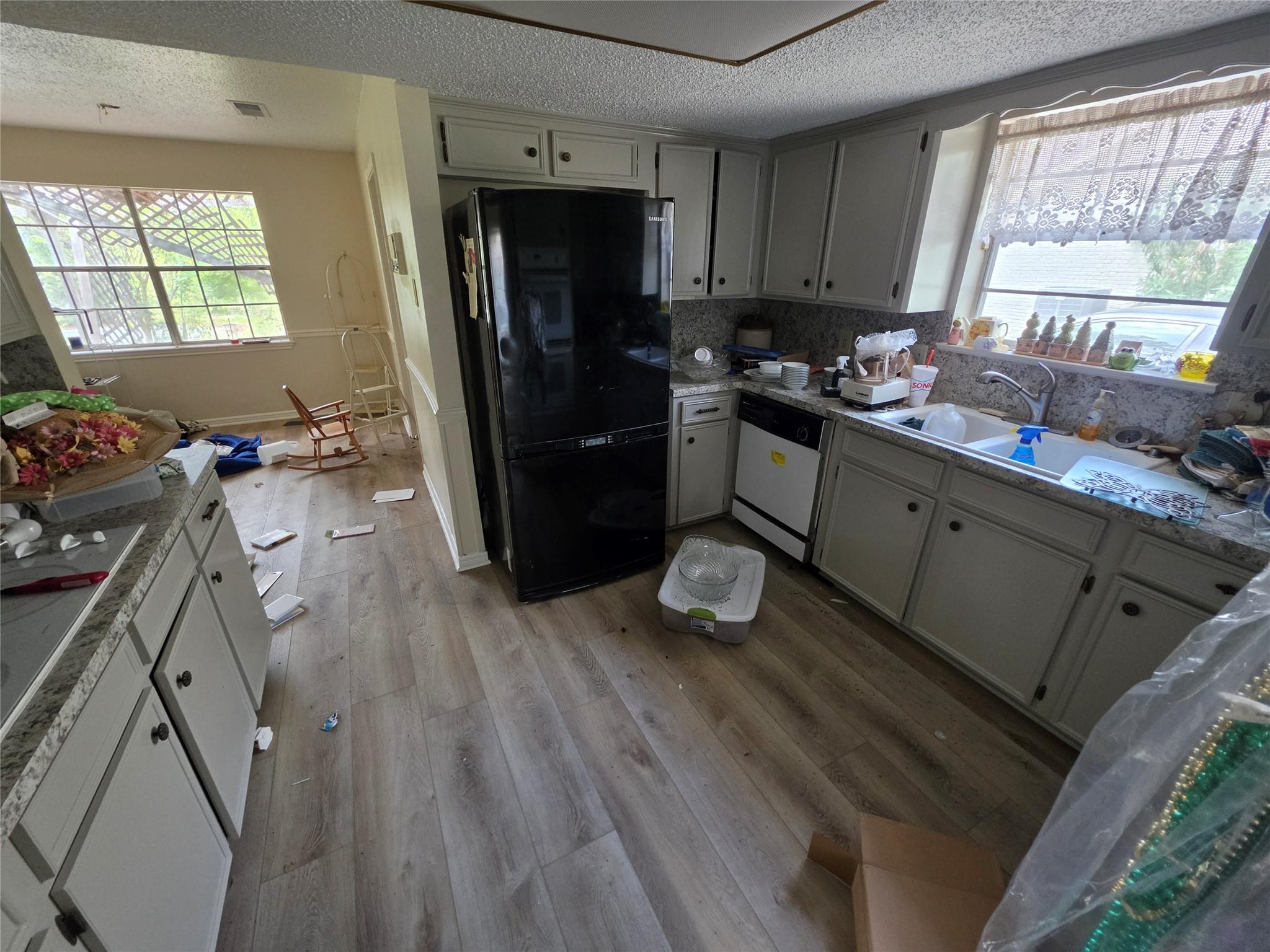 14915 Gladebrook Drive