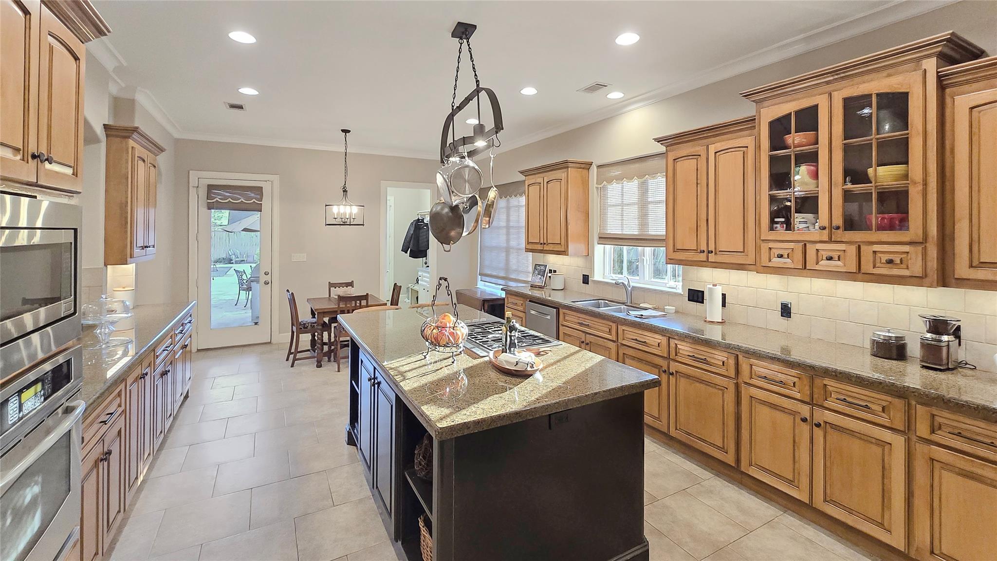 15305 Chichester Lane