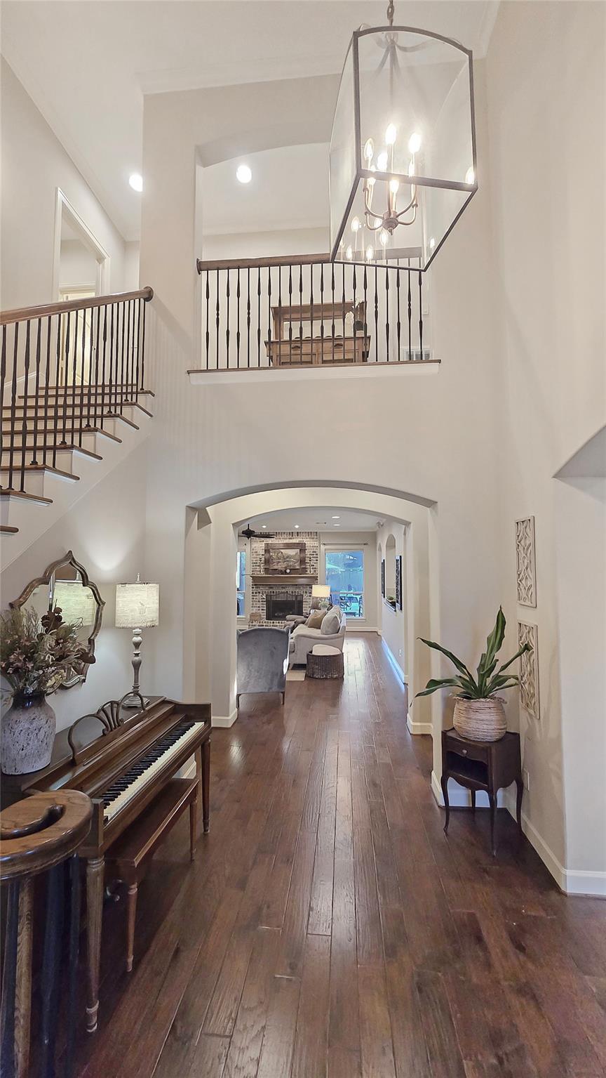 15305 Chichester Lane