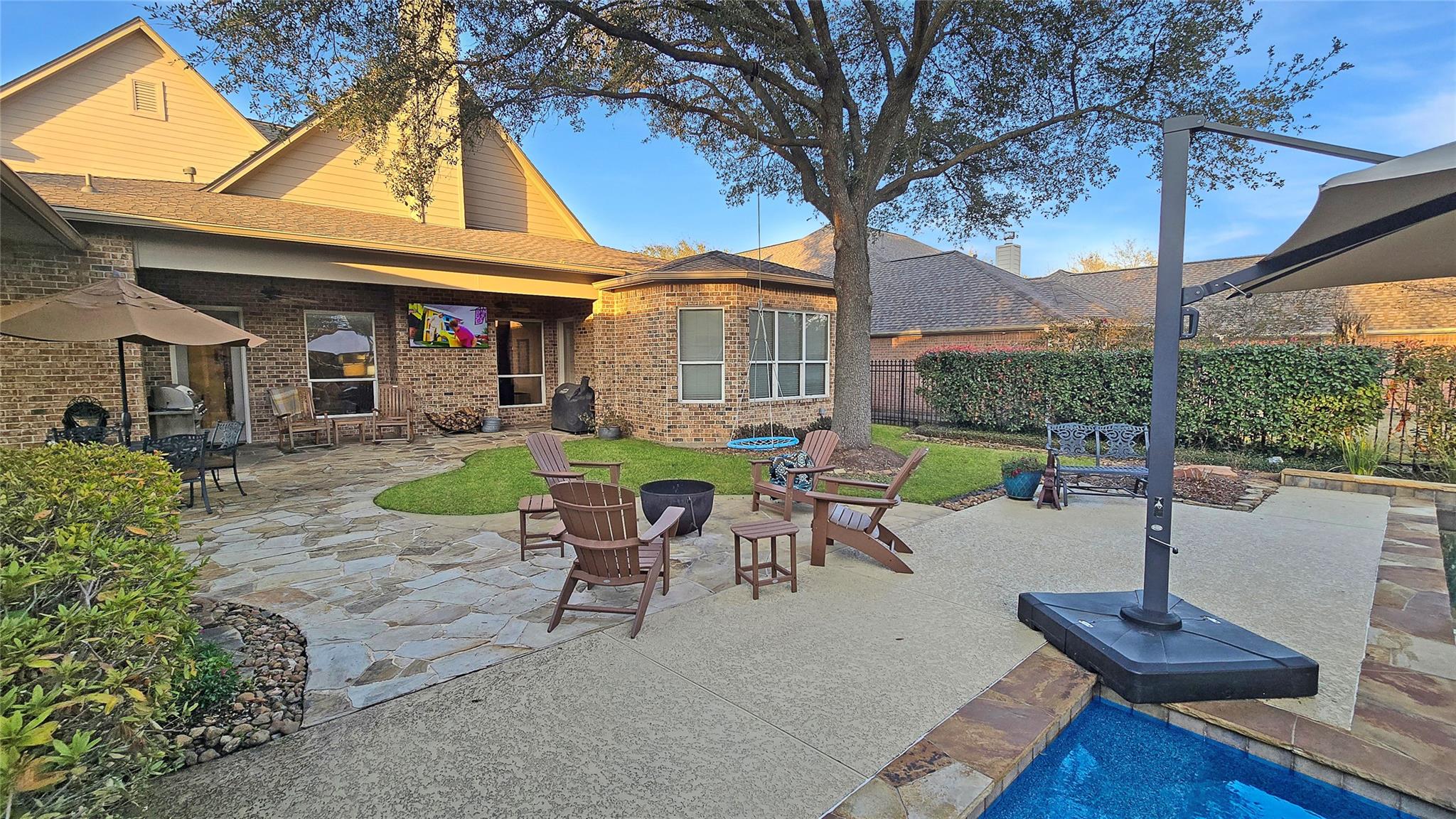 15305 Chichester Lane