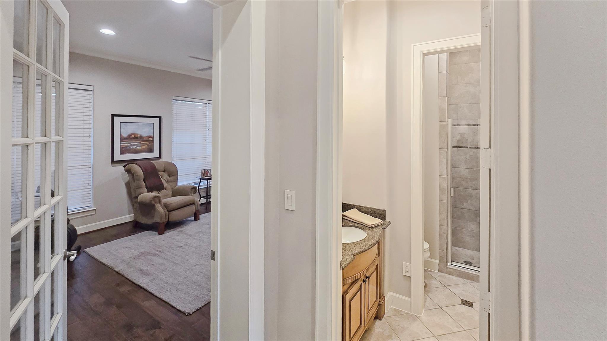 15305 Chichester Lane