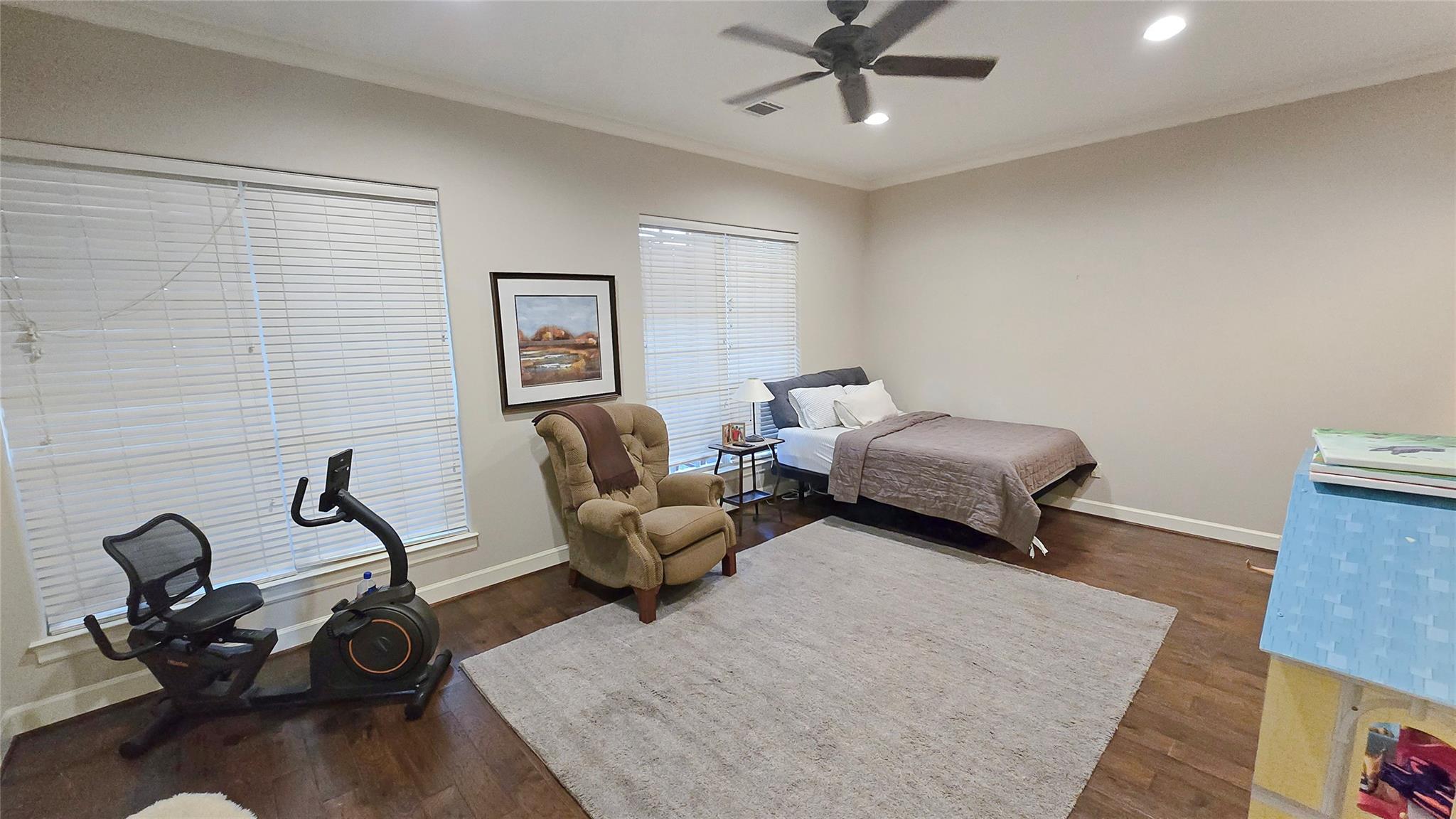 15305 Chichester Lane