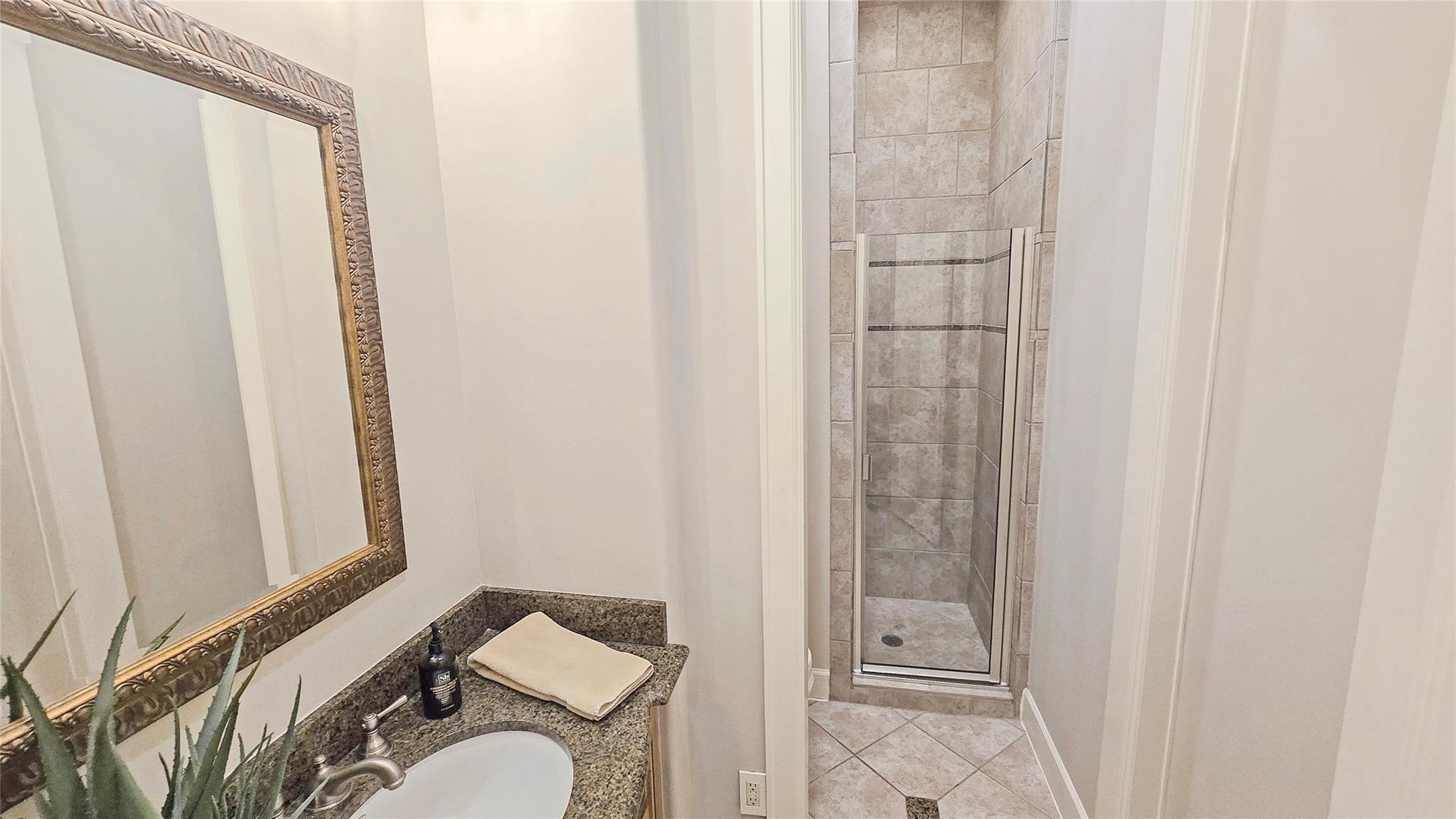 15305 Chichester Lane