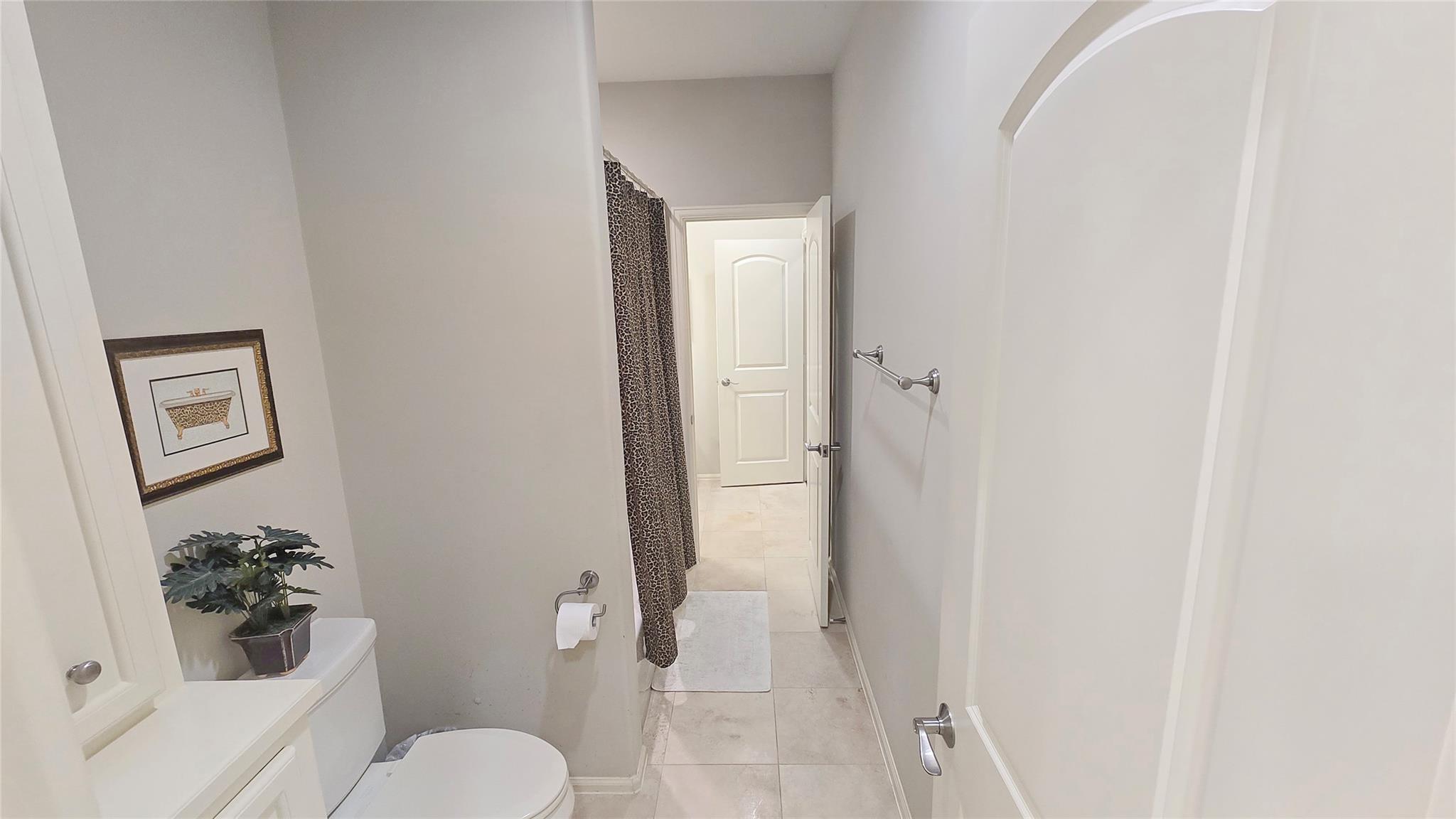 15305 Chichester Lane