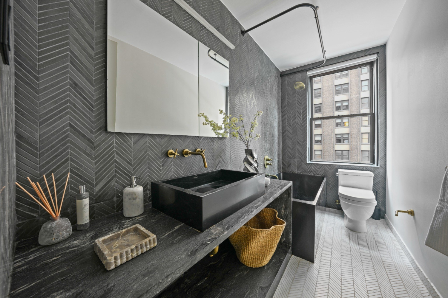 162 W 56TH Street 606