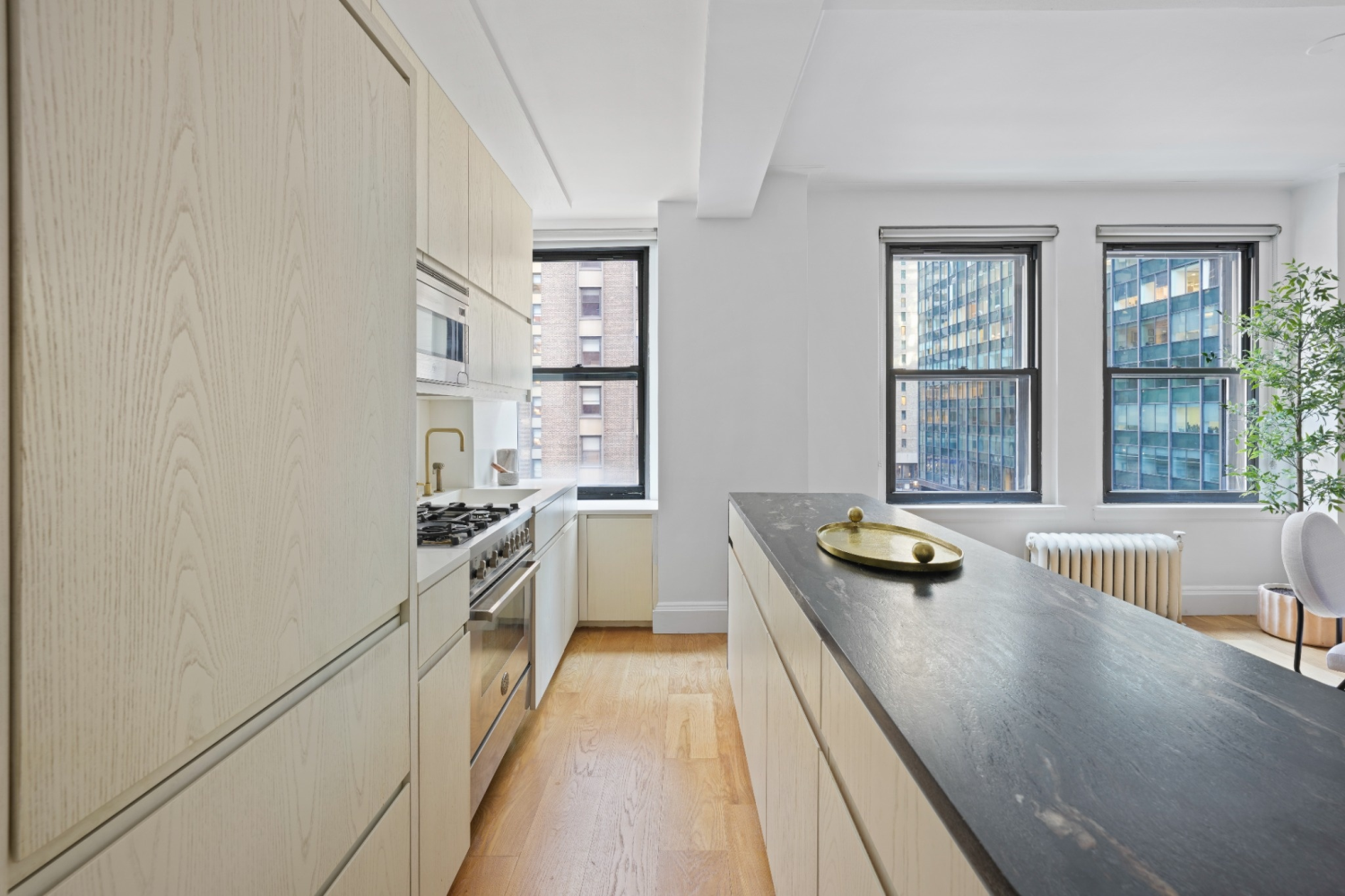 162 W 56TH Street 606