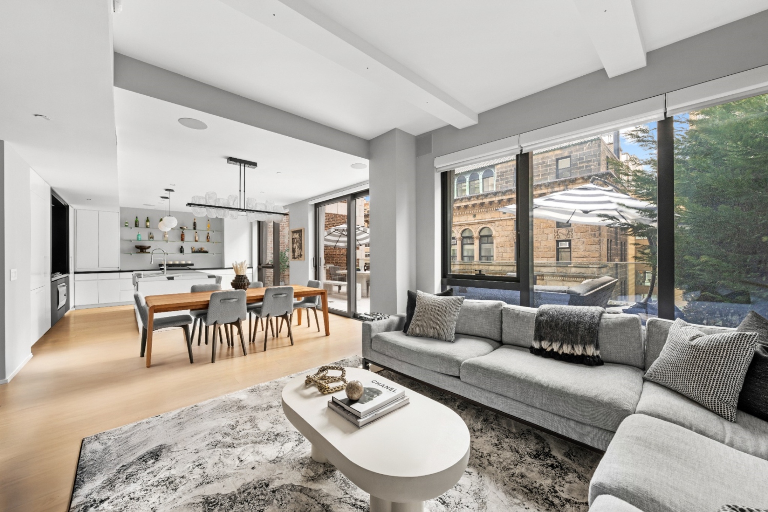 121 E 22ND Street S901