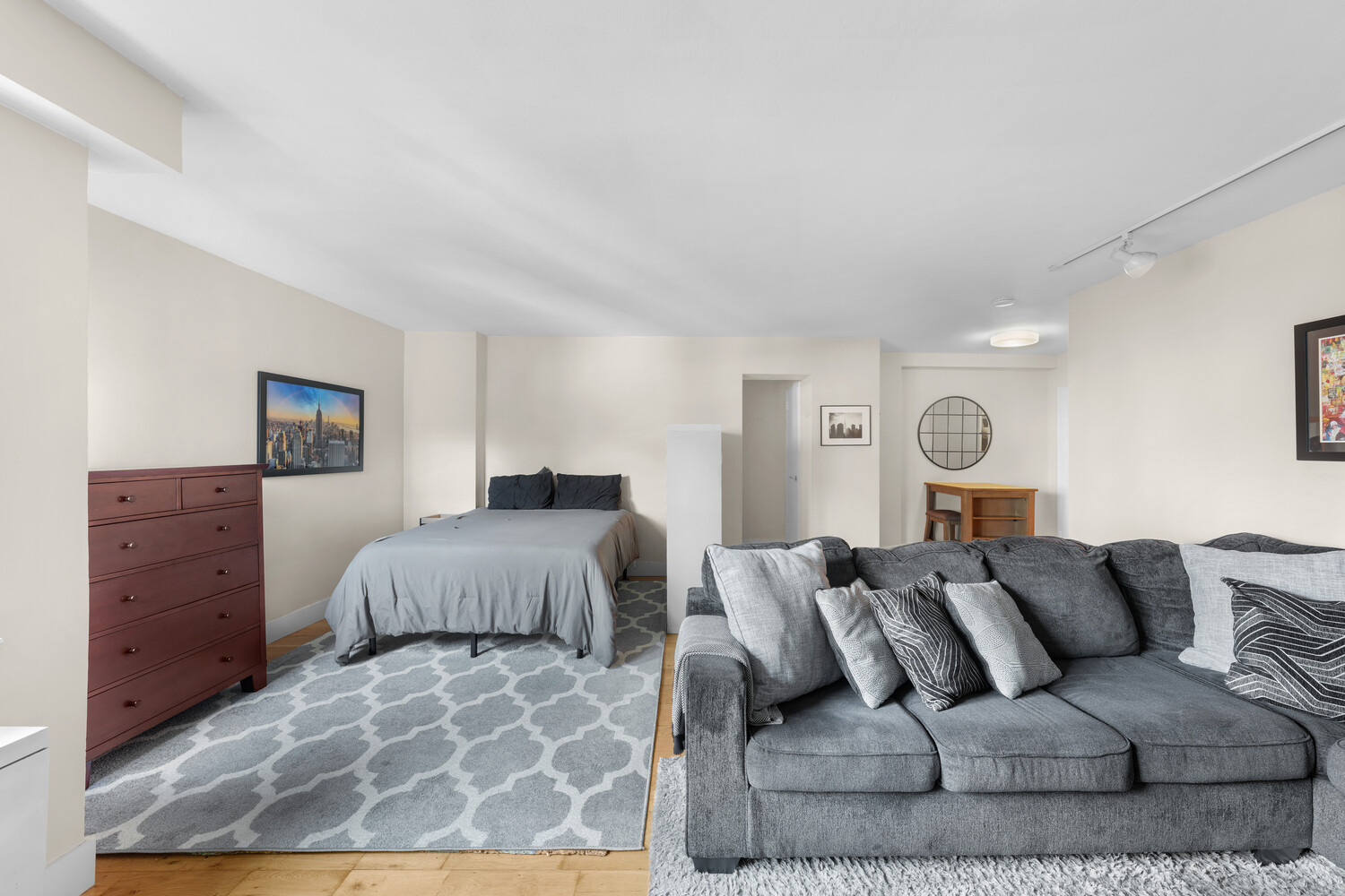 101 W 12TH Street 9Z