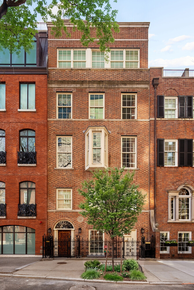 6 SUTTON Square