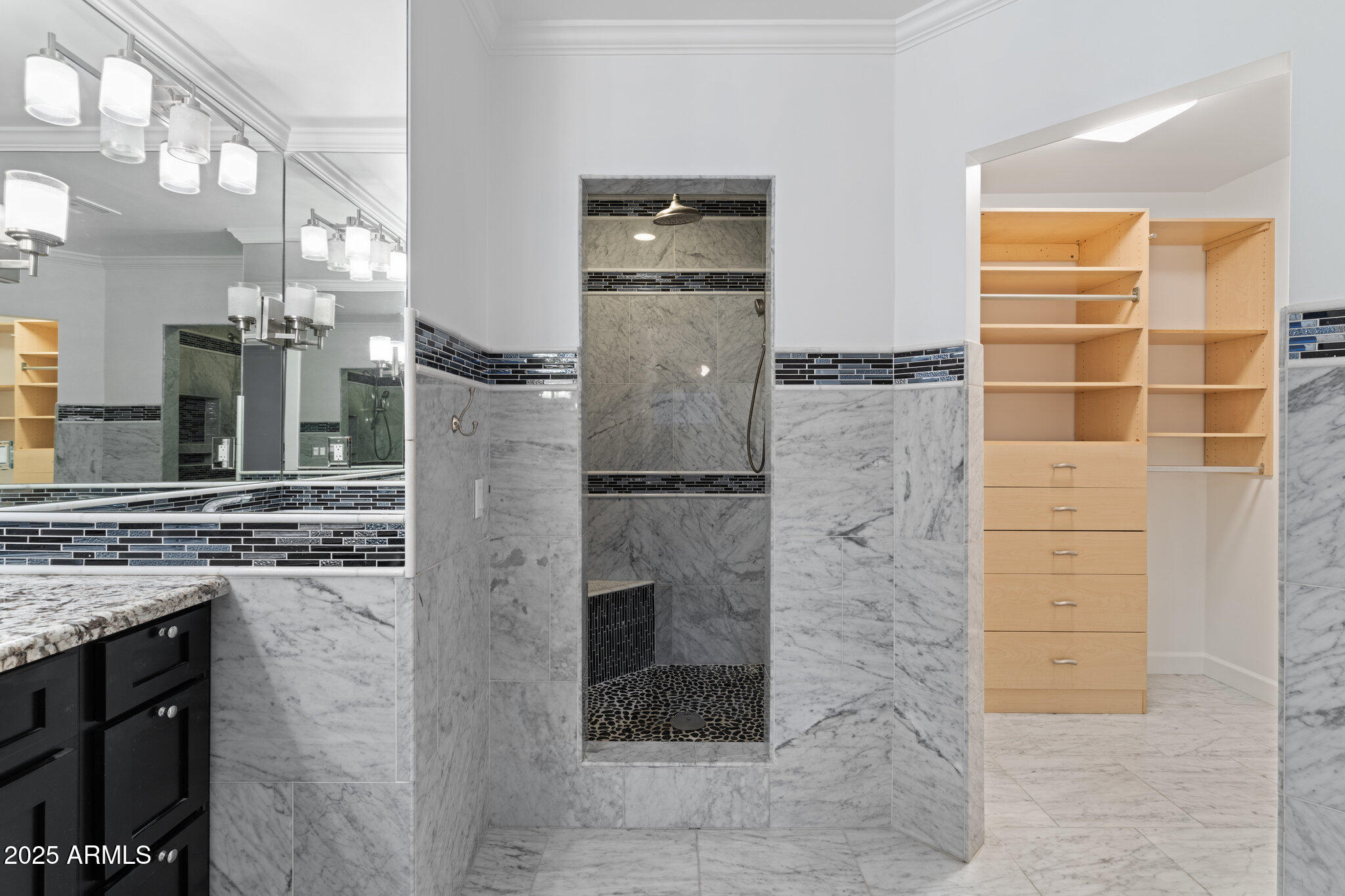 5328 E PINCHOT Avenue