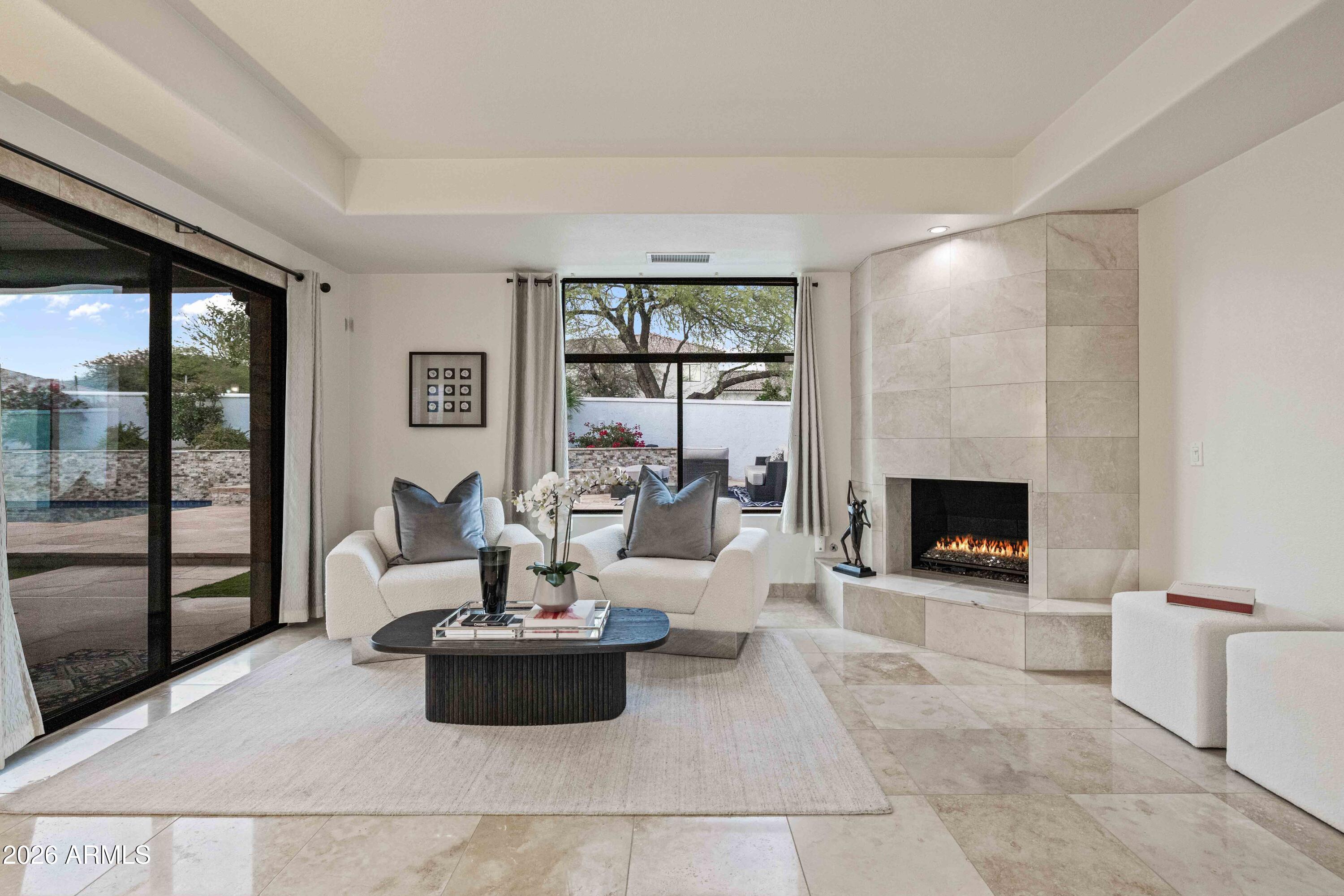 6332 E VISTA Drive