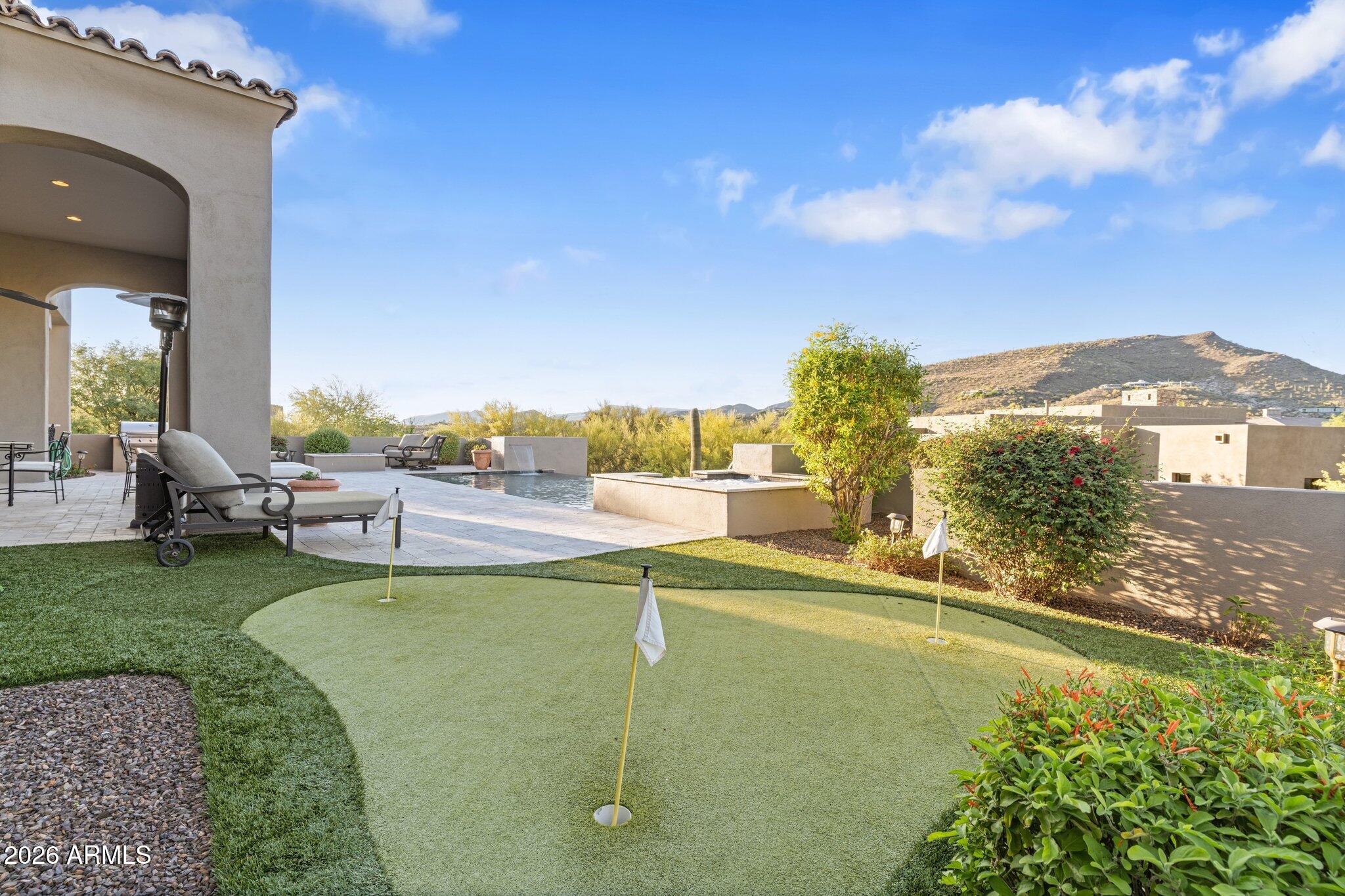 9468 E SUNDANCE Trail