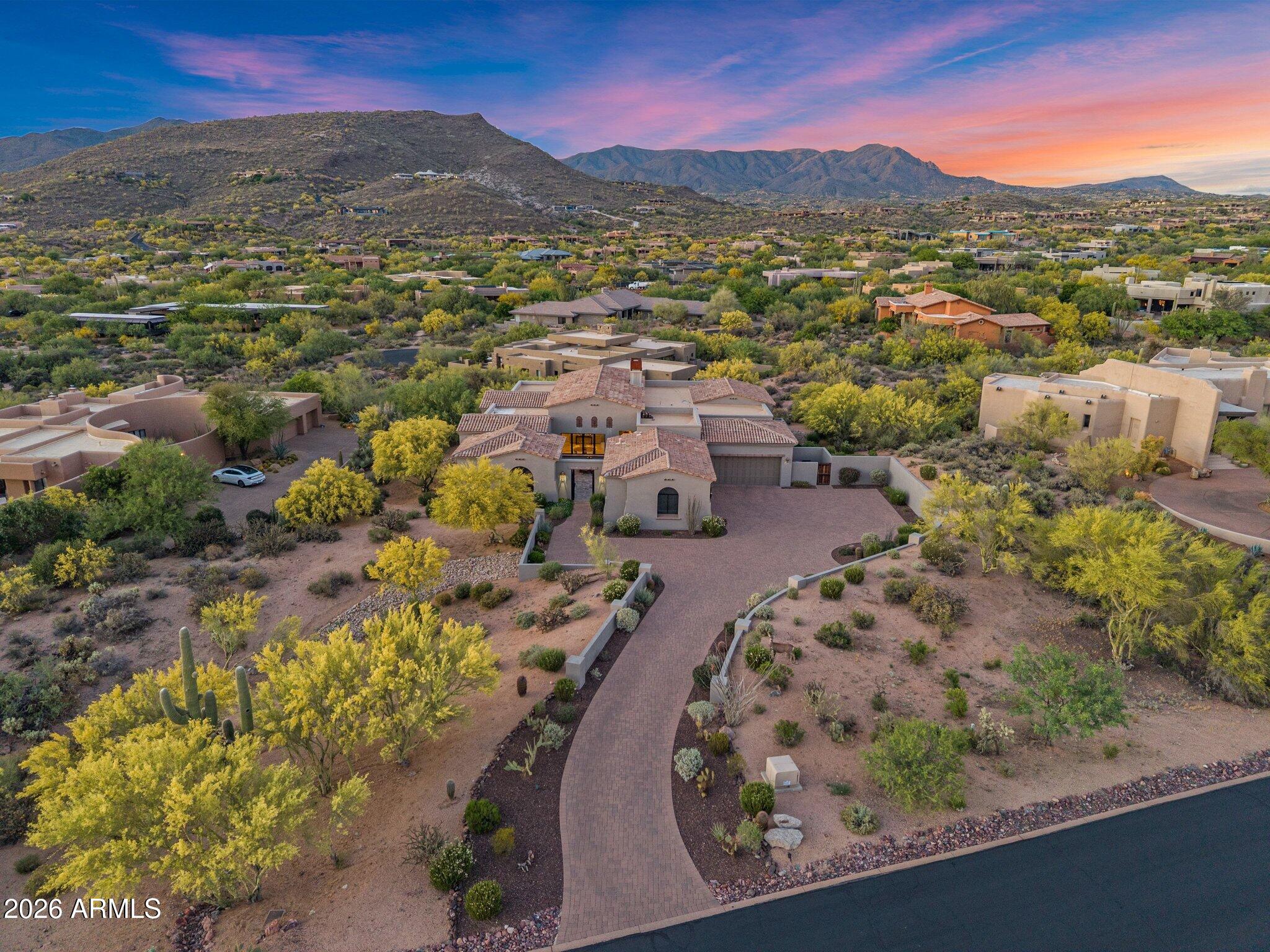 9468 E SUNDANCE Trail